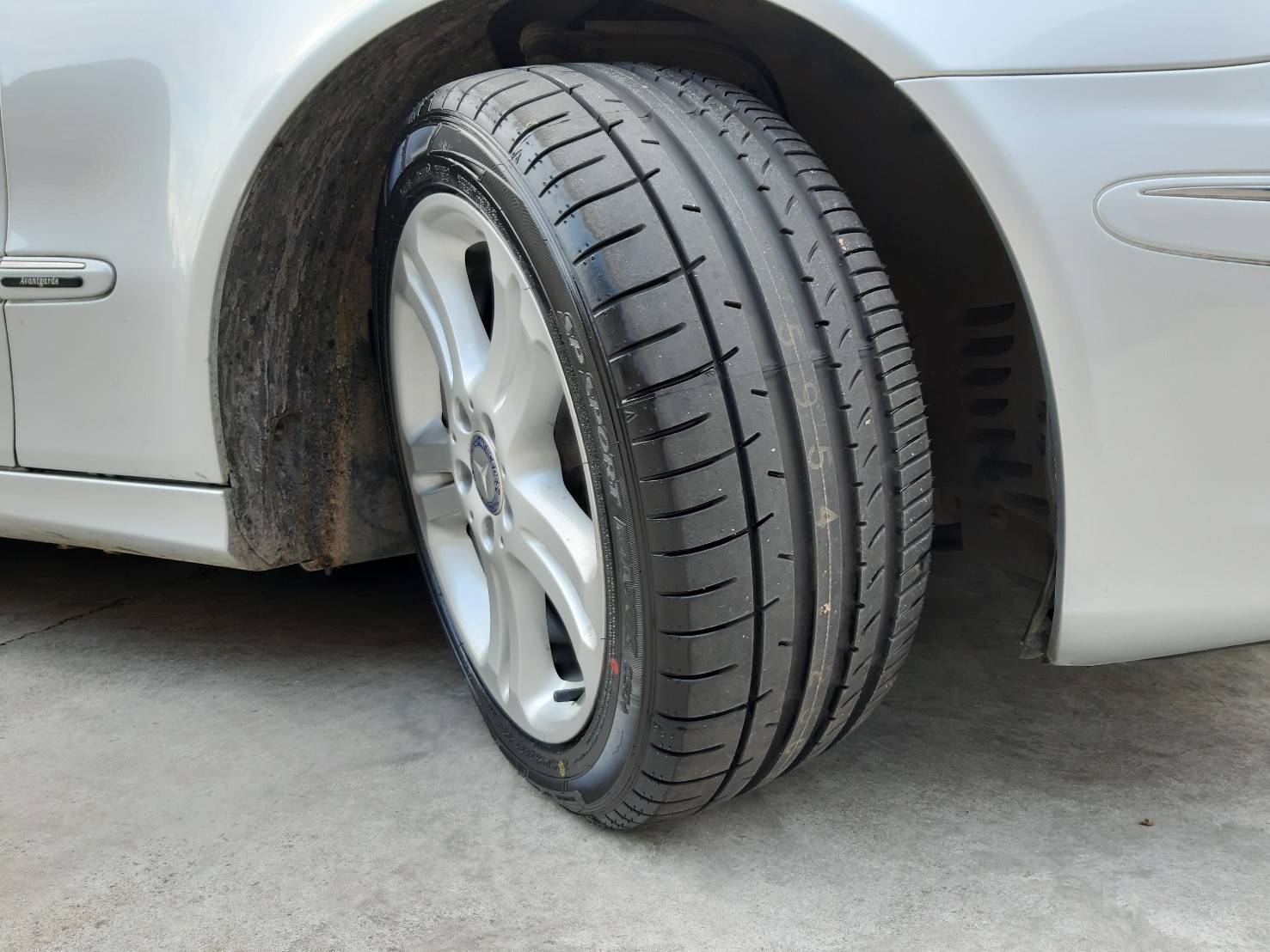 DUNLOP SP SPORT MAXX 050+ 245/45ZR17 ยางปี19 ลดราคาพิเศษ