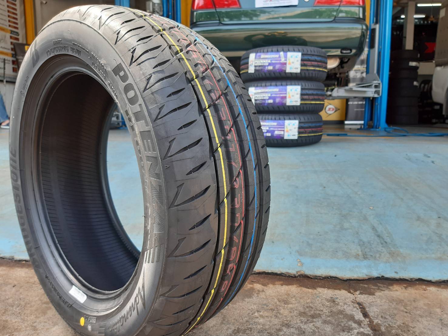 BRIDGESTONE POTENZA ADRENALI RE004 195/55R15 ยางใหม่ ราคาพิเศษ