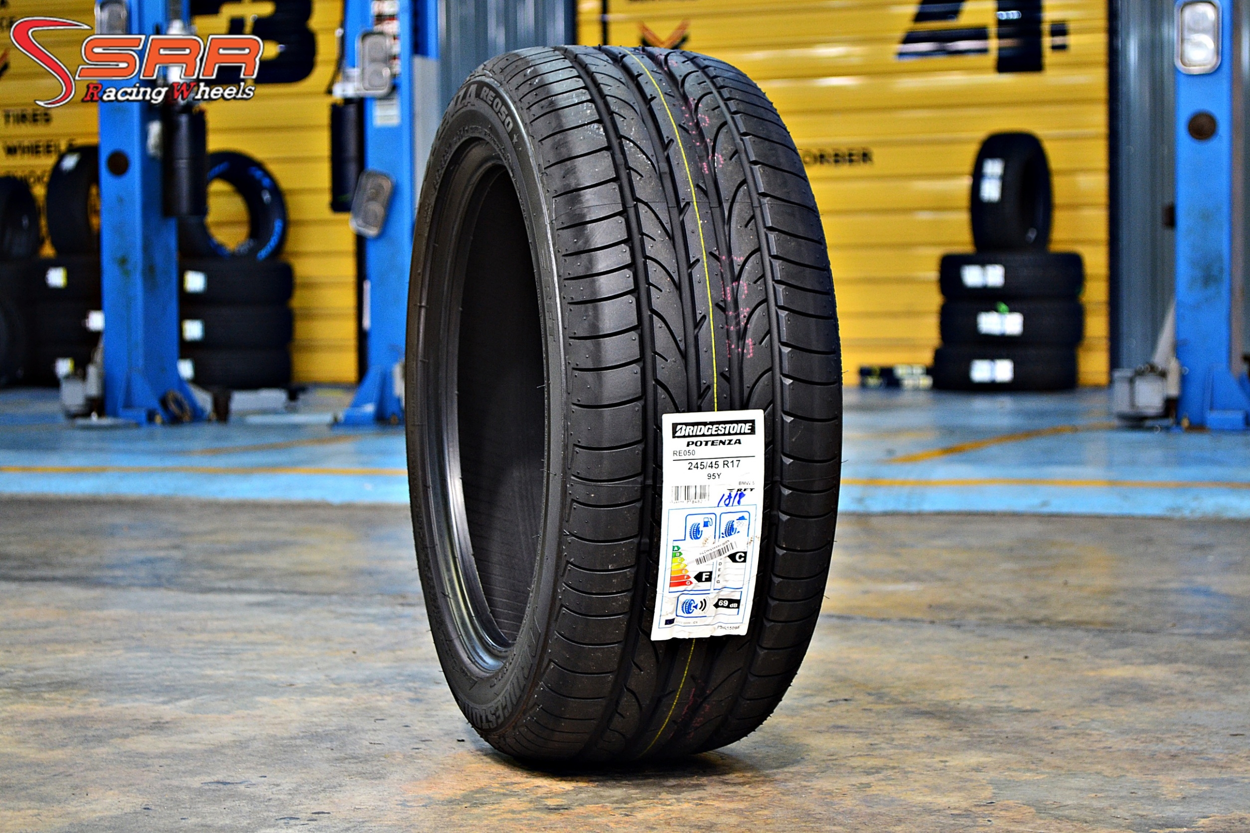 BRIDGESTONE POTENZA RE050 RFT 245/45R17