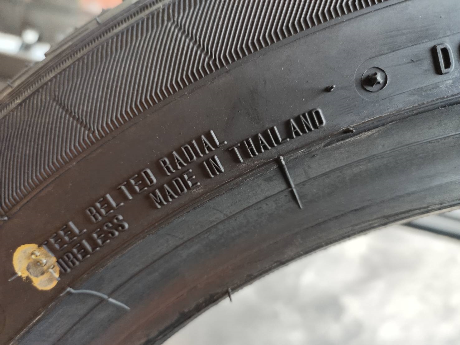 DUNLOP LM705 225/50R17 ยางใหม่ปี19 ราคาพิเศษ