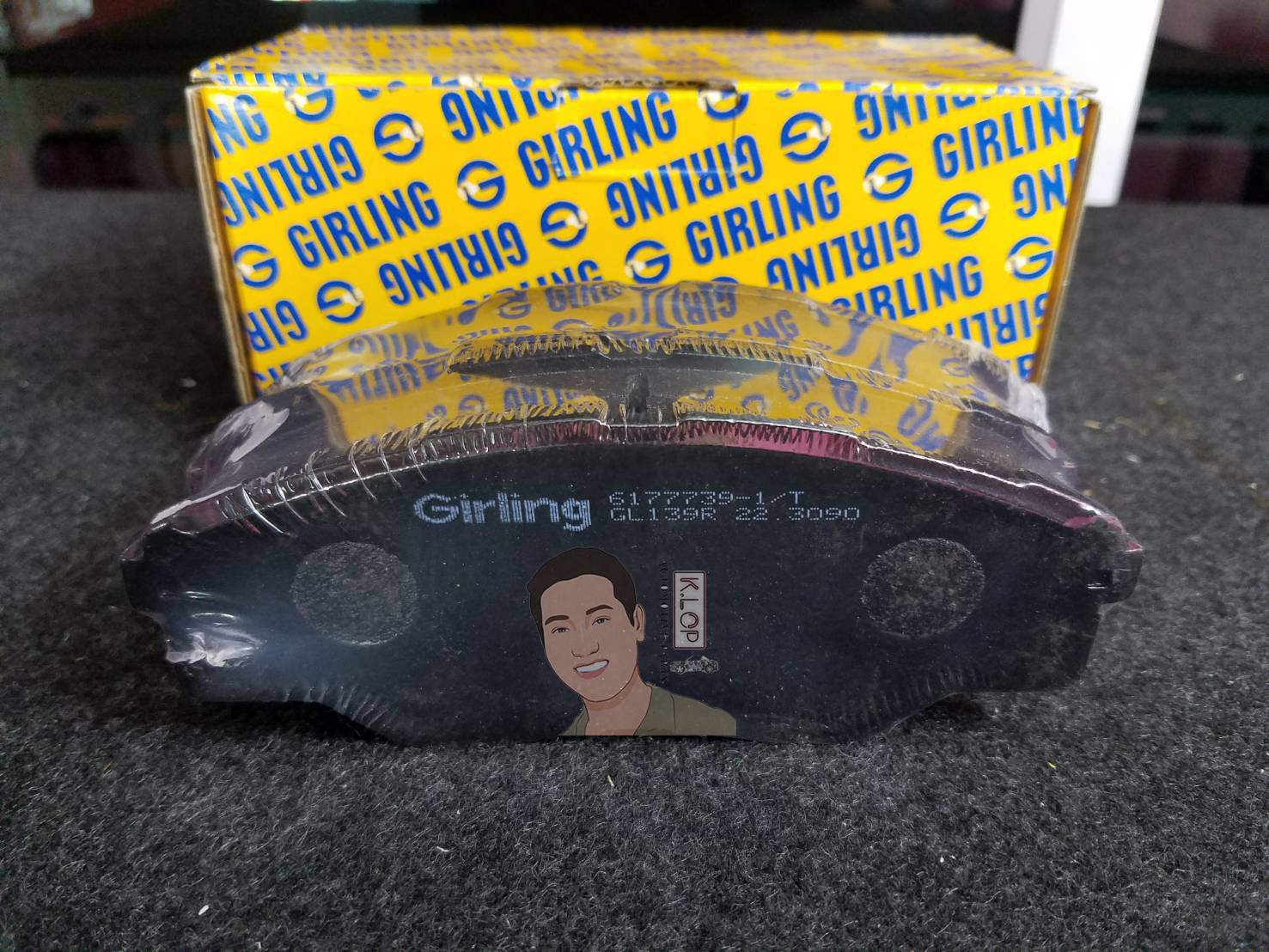 6177739 ผ้าเบรกหน้า Girling แท้ F.PAD, VIGO SMART OPEN CAB 2x4 '09, CHAMP 2x4 '12 (คุณภาพดีมาตรฐาน การันตีโดยเครอปอะไหล่ยนต์)