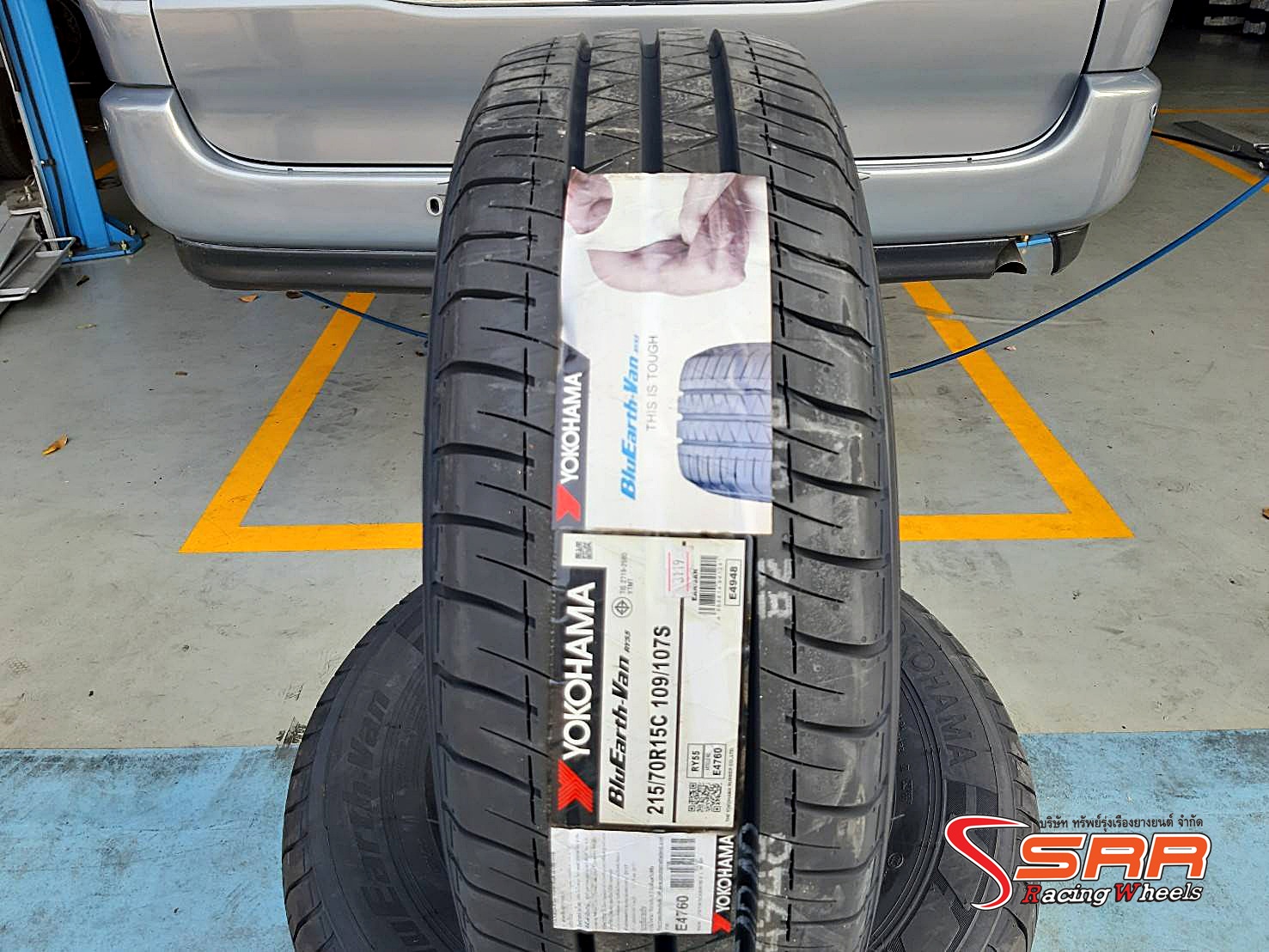 YOKOHAMA BluEarth-VAN RY55 215/70R15 ยางสำหรับรถตู้และรถปิคอัพ