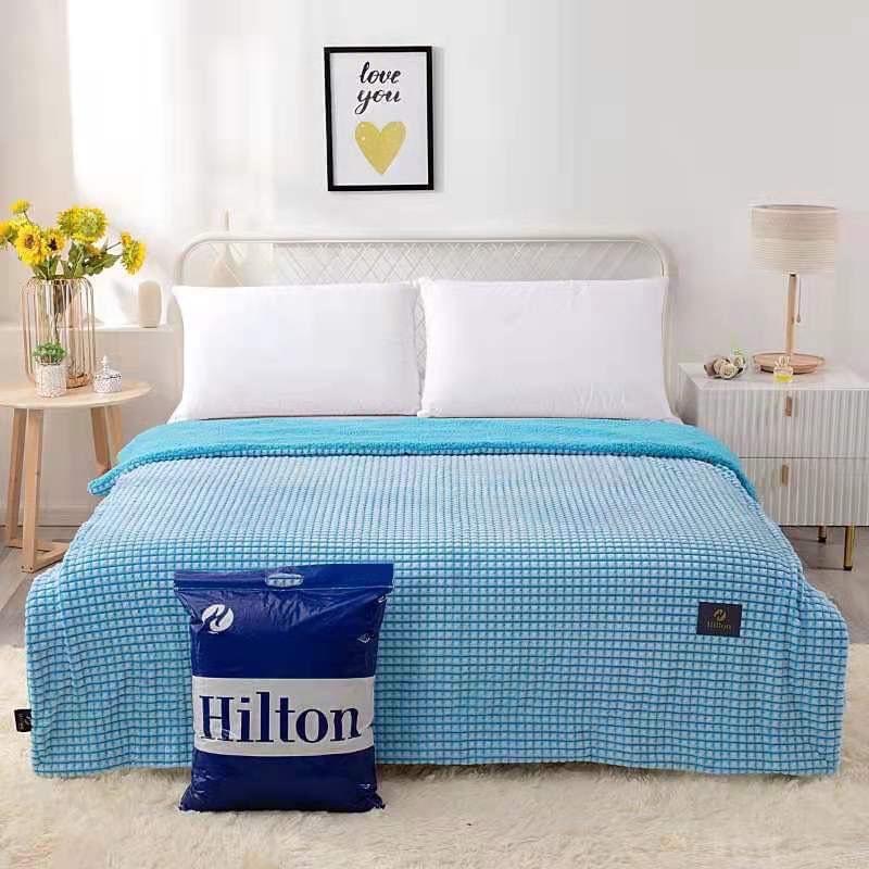 ผ้าห่มขนแกะ Hilton 6 ฟุต (6ผืนคละสี)