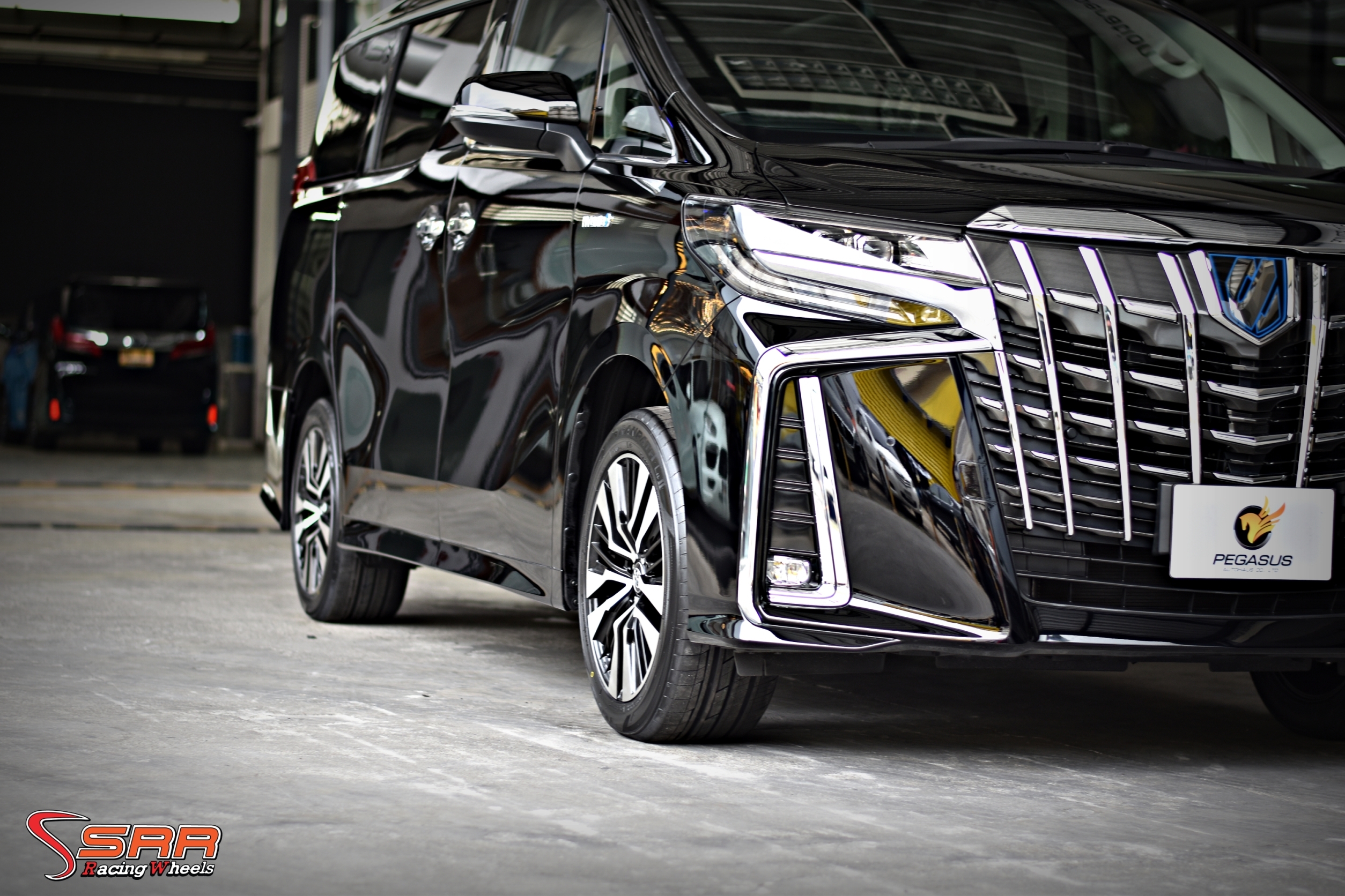 ล้อแม็กซ์ สำหรับใส่รถ TOYOTA ALPHARD , VELLFIRE , CAMRY ขอบ18 นิ้ว