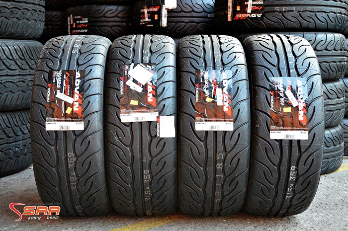 YOKOHAMA AD08R 195/55R15 ยางใหม่ปี2020 ลดราคาพิเศษ