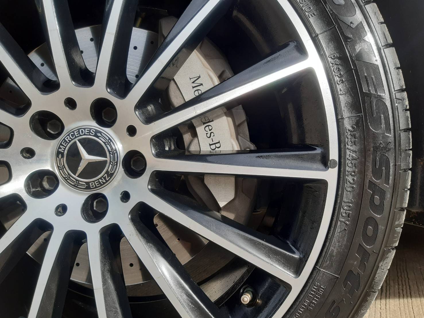 TOYO PROXES SPORT SUV 255/45R20 ยางใหม่ปี20 ลดราคาพิเศษ