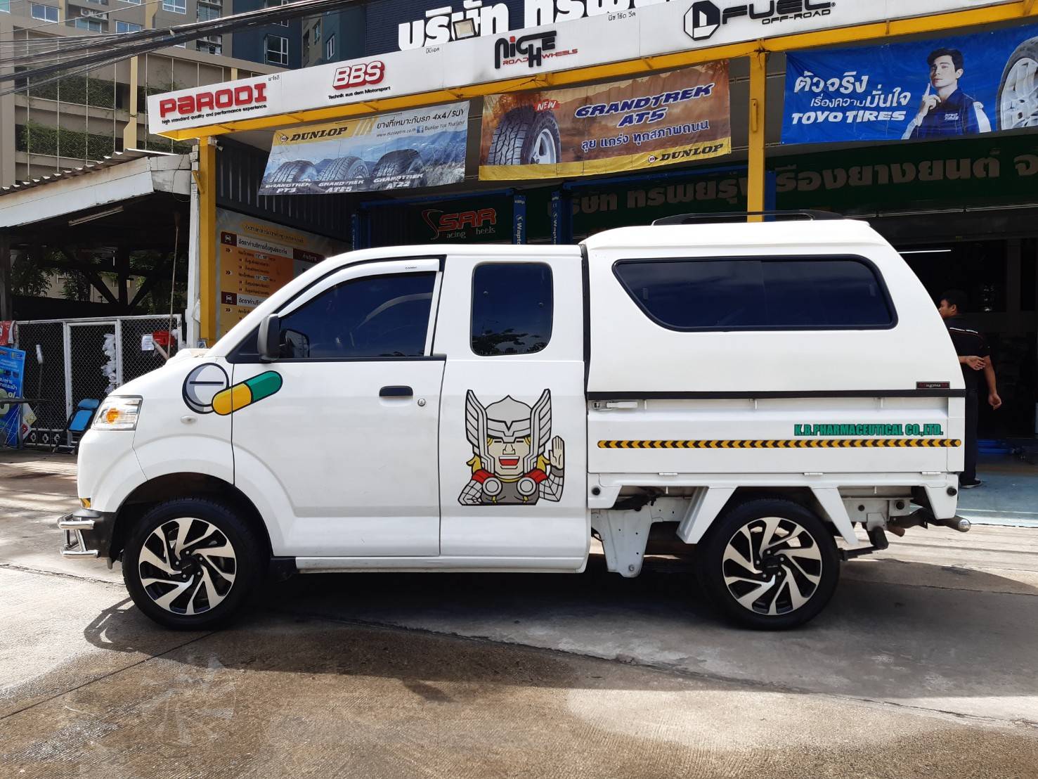 BRIDGESTONE TECHNO SPORTS 205/55R16 ยางใหม่ปี19 ราคาพิเศษ