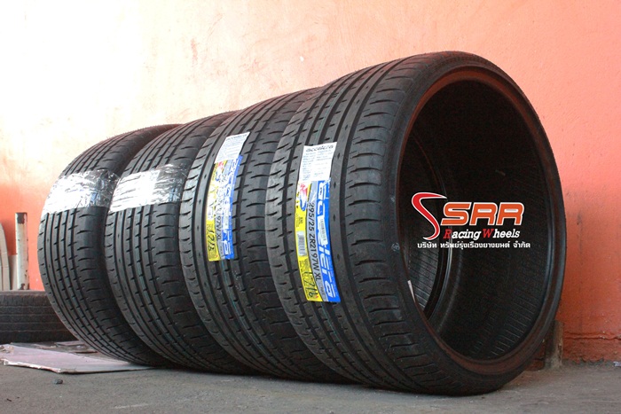 ACCELERA PHI-2 295/25R21