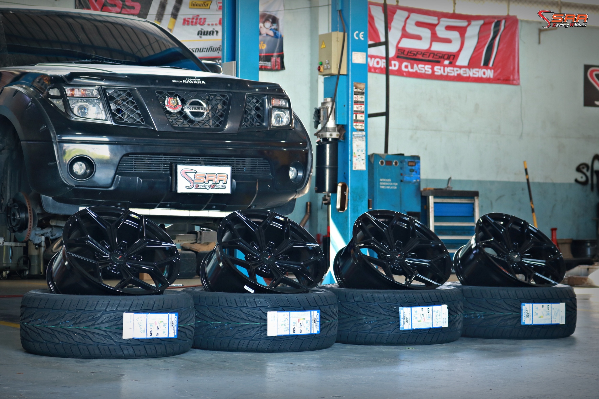 V RACING VZ-01 ขอบ20 6x139.7 ET15 GLOSS BLACK