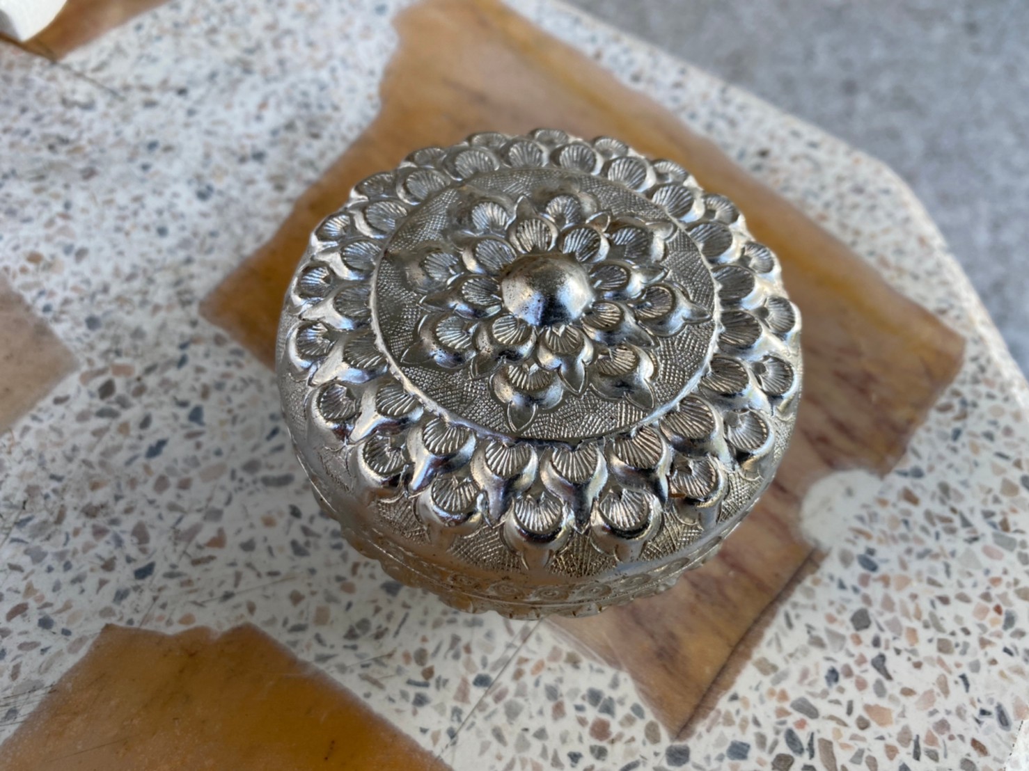 ⭕️ สีผึ้งพรายเศรษฐี พระอาจารย์บุณยกร ฐิตปุญโญ