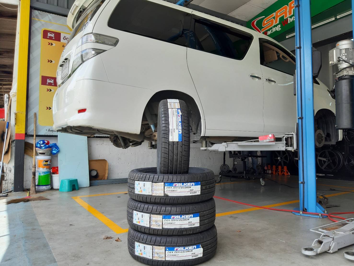 FALKEN ZE914 ECORUN 215/60R17 ยางปี20 ราคาพิเศษ