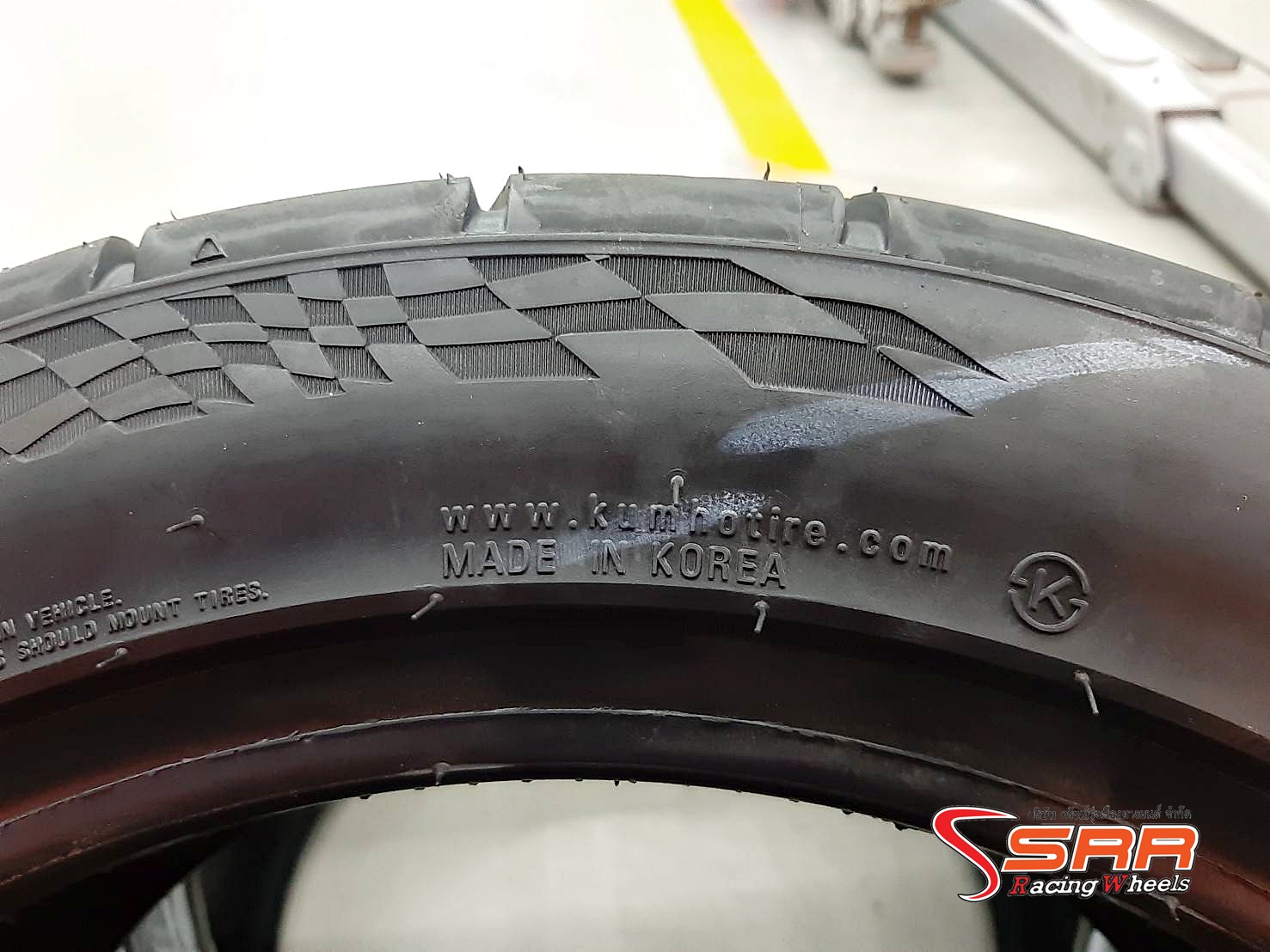 KUMHO ECSTA V720 205/50R15 ยางเกาหลี Semi Soft ราคาพิเศษ