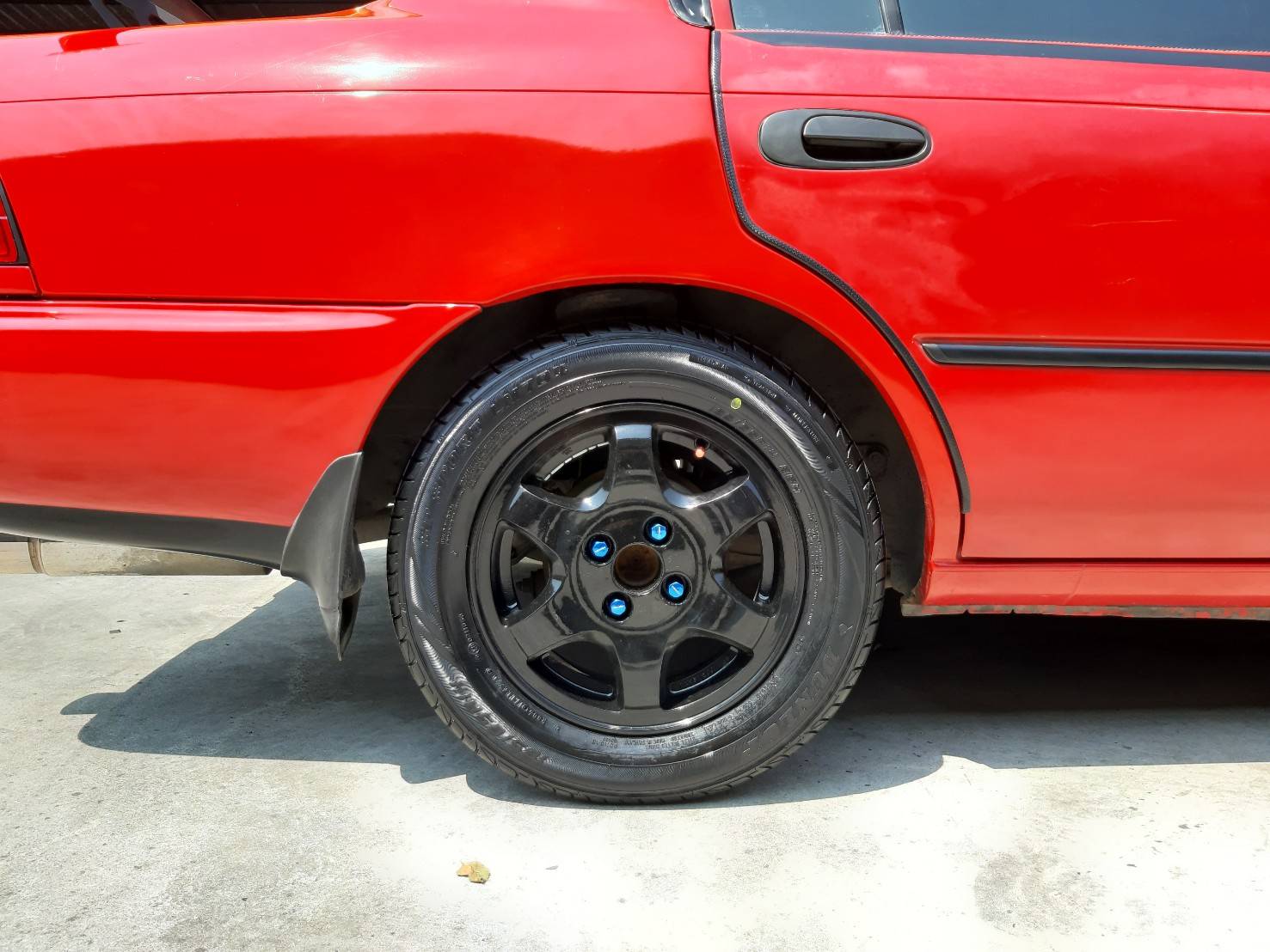 DUNLOP LM704 185/65R14 ยางใหม่ปี20 ลดราคาพิเศษ