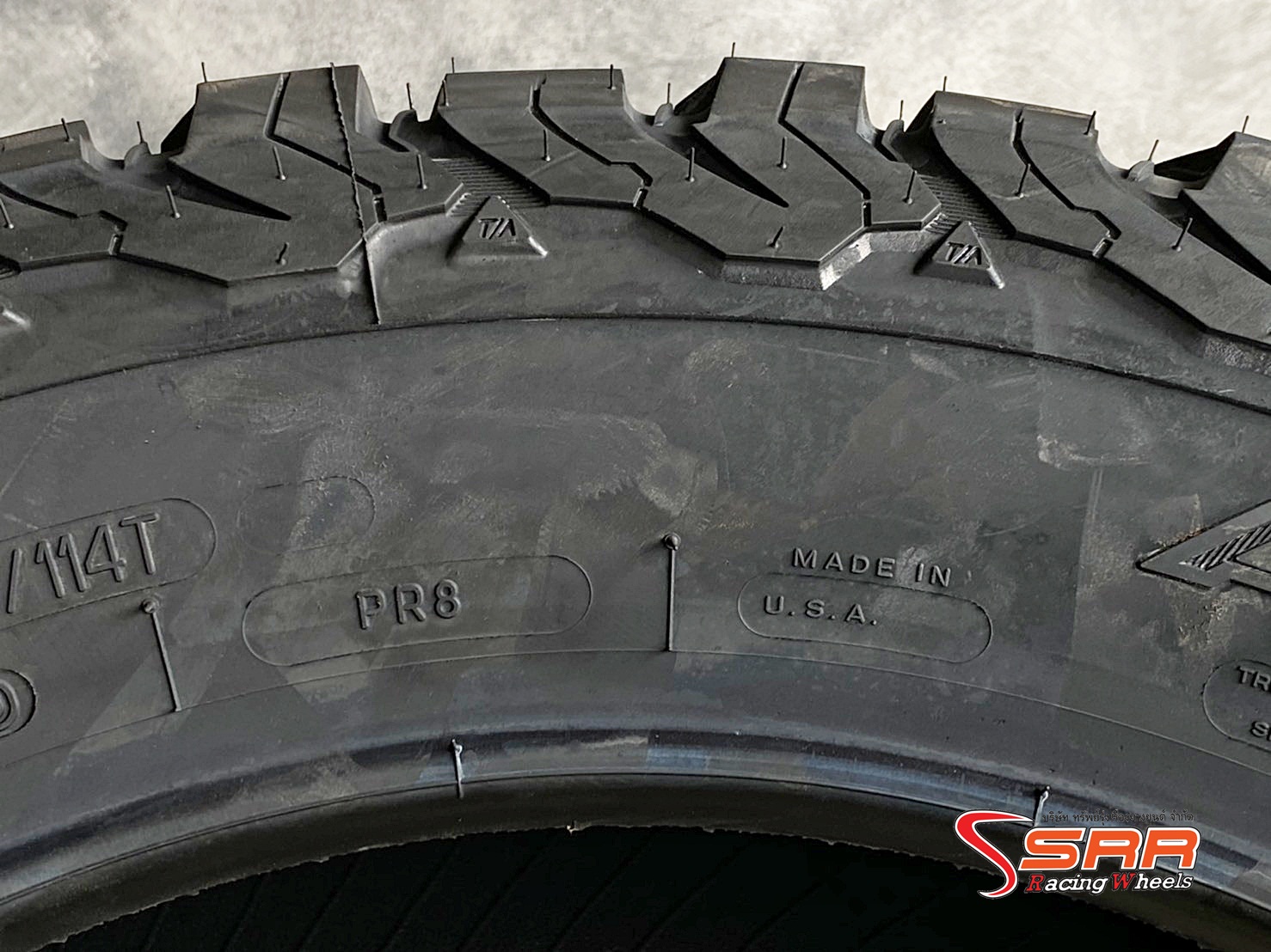 BFGoodrich All Terrain T/A KO2 285/55R20 ยางใหม่ปี20 ราคาพิเศษ