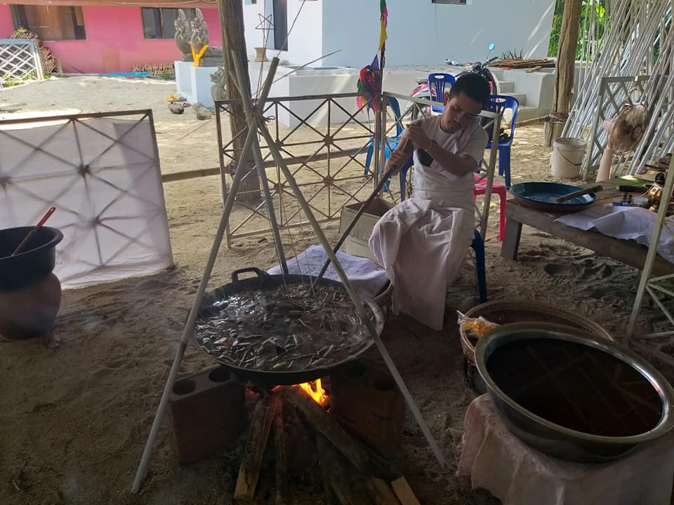 ผ้ายันต์เจ็ดนารีพันหลัก