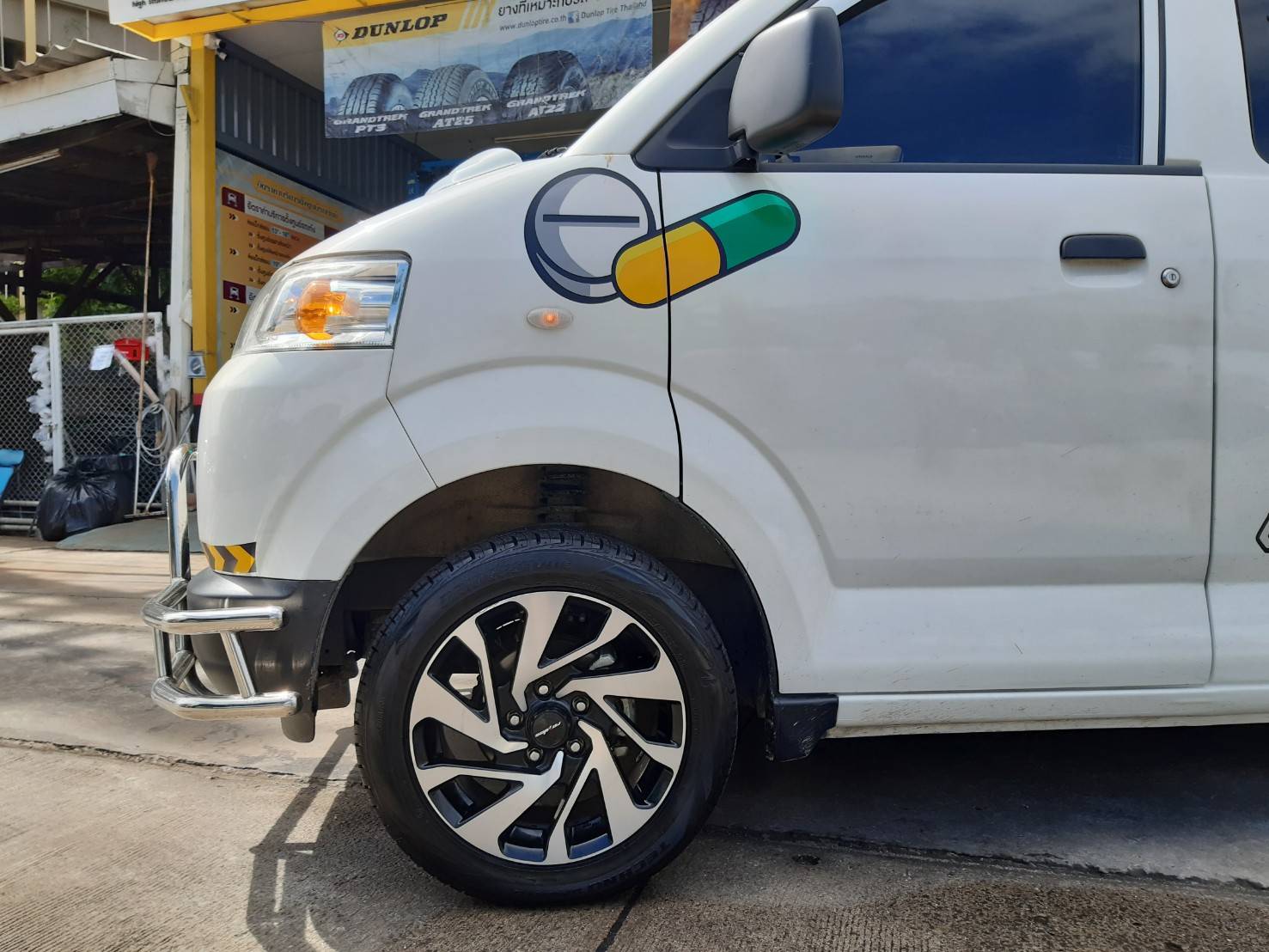 BRIDGESTONE TECHNO SPORTS 205/55R16 ยางใหม่ปี19 ราคาพิเศษ