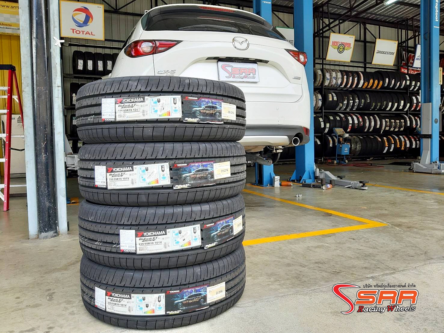 YOKOHAMA BluEarth-XT AE61 235/55R19 ยางใหม่ปี2021 ราคาพิเศษ