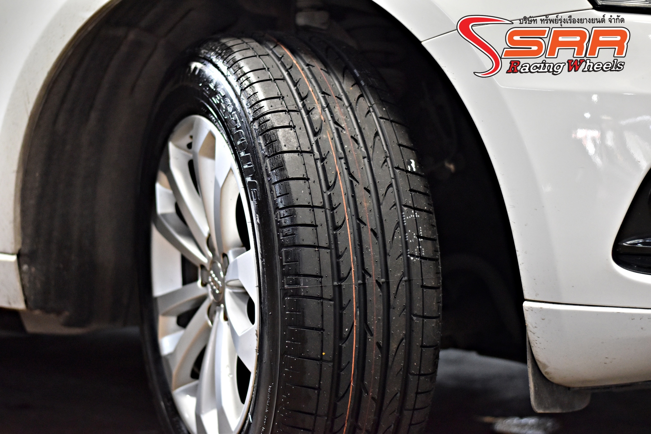 BRIDGESTONE DUELER H/P SPORT 235/60R18 ยางนำเข้าปี20 ราคาพิเศษ