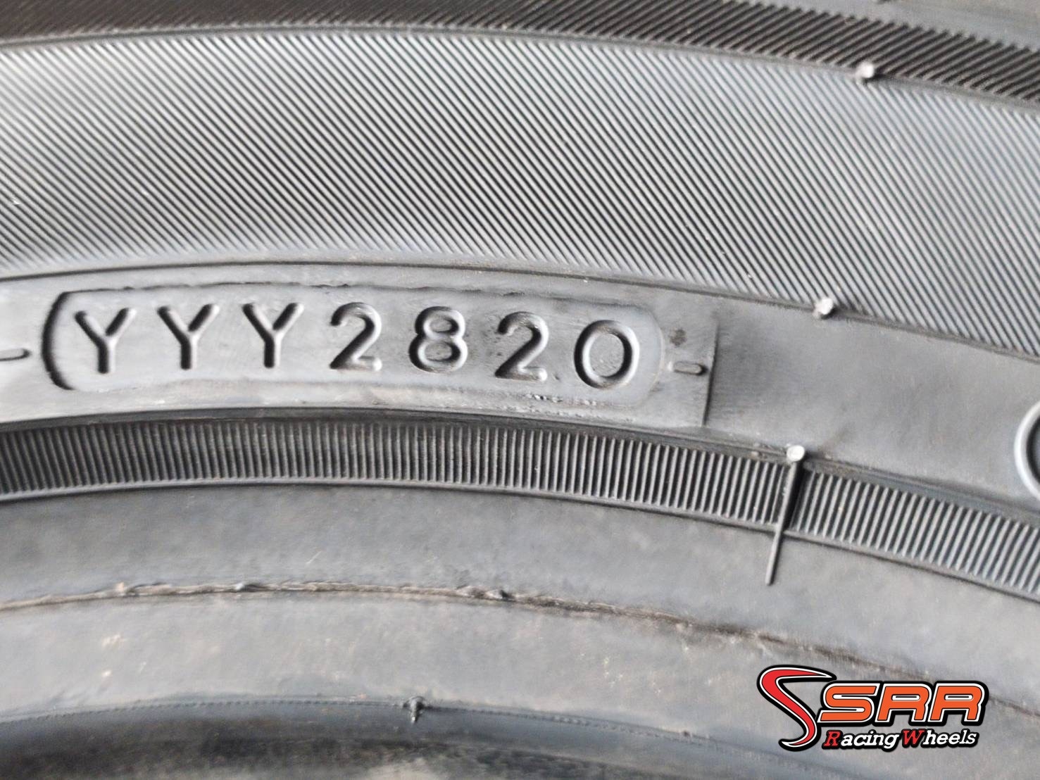 YOKOHAMA AD08R 195/55R15 ยางใหม่ปี2020 ลดราคาพิเศษ