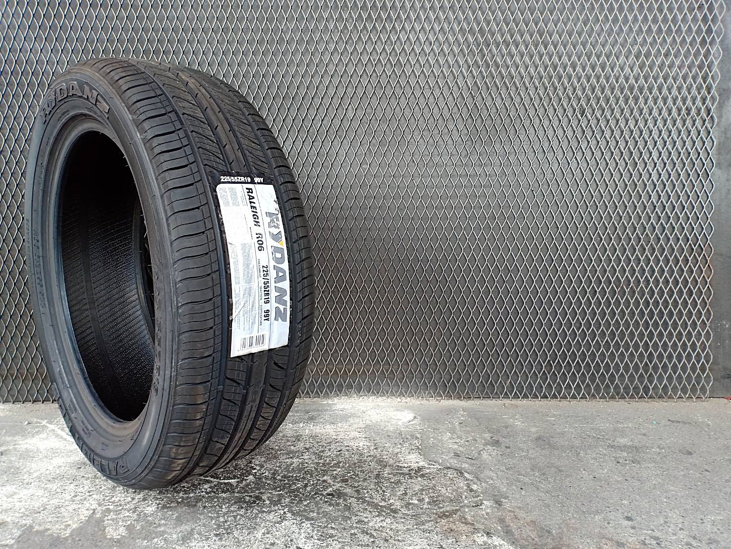 RYDANZ RALEIGH R06 225/55ZR19 ยางราคาพิเศษ