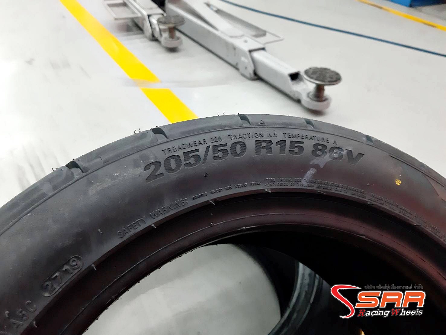 KUMHO ECSTA V720 205/50R15 ยางเกาหลี Semi Soft ราคาพิเศษ