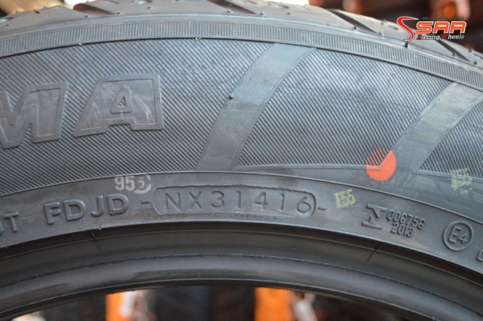 YOKOHAMA PARADA 285/50R20