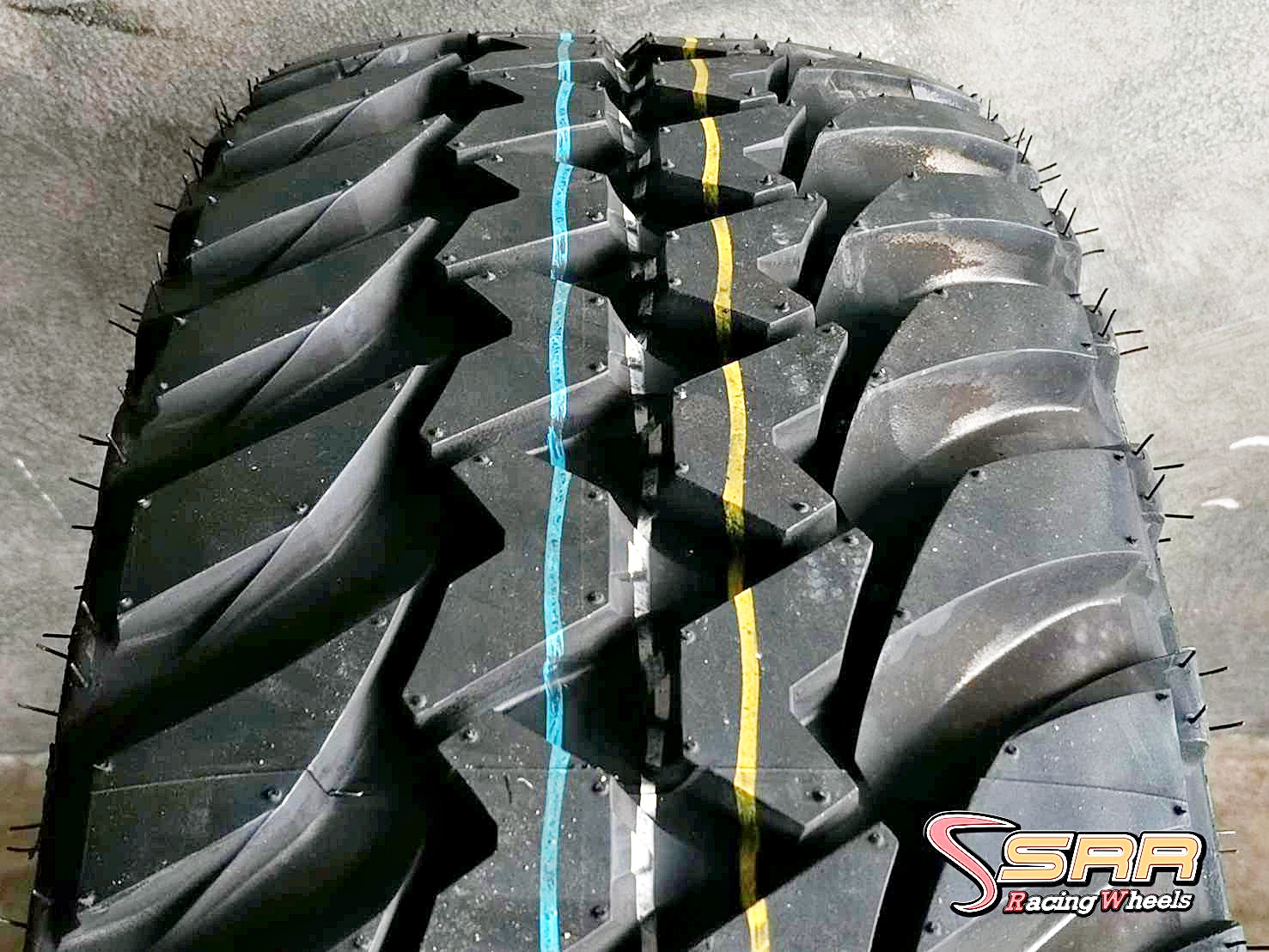 BRIDGESTONE DUELER M/T 674 265/75R16 ยางใหม่ปี2021 ราคาพิเศษ