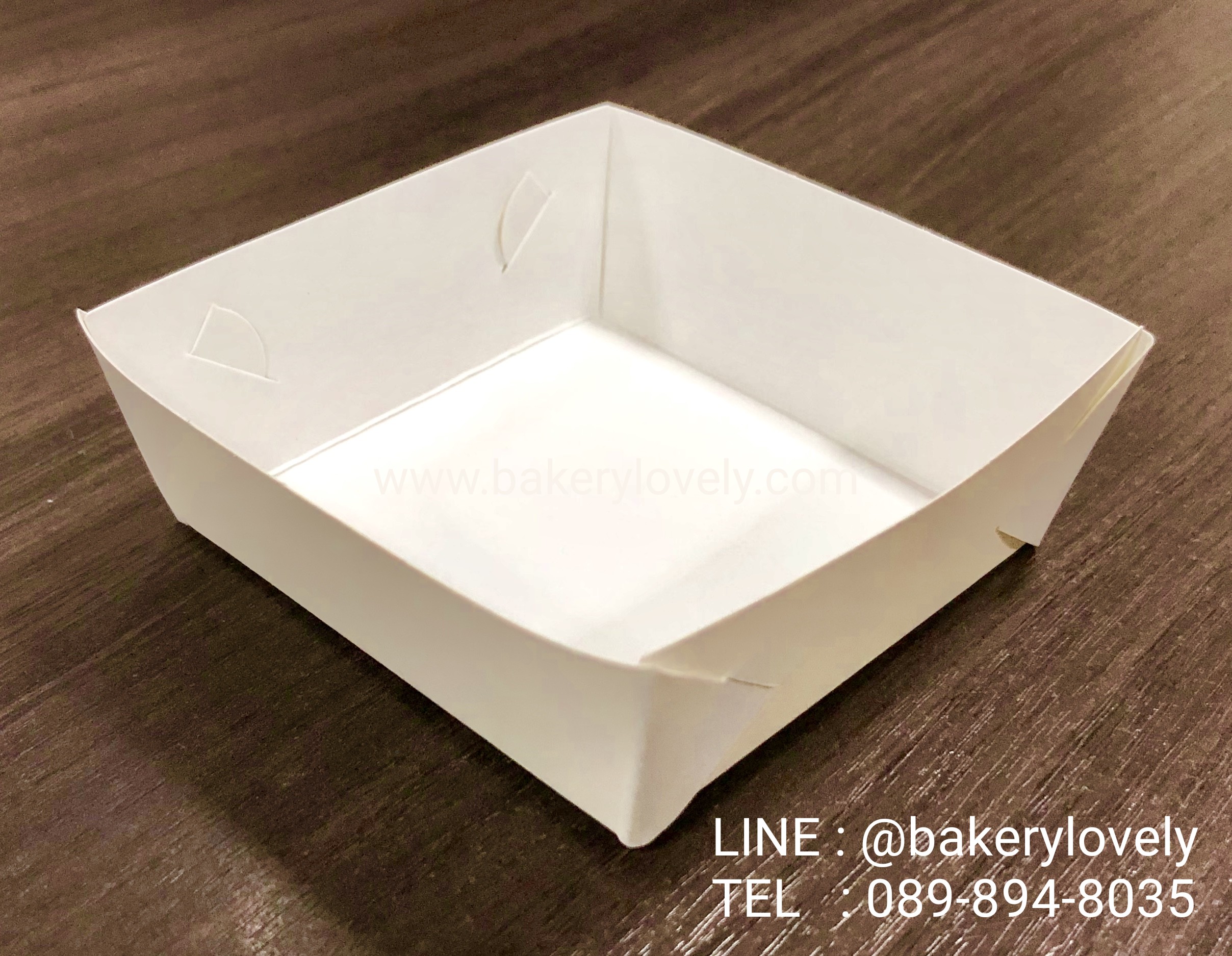 ถาดกระดาษ สีขาว 6.7x6.7x2.8 cm ขอบเรียบ ( เคลือบ1ด้าน )
