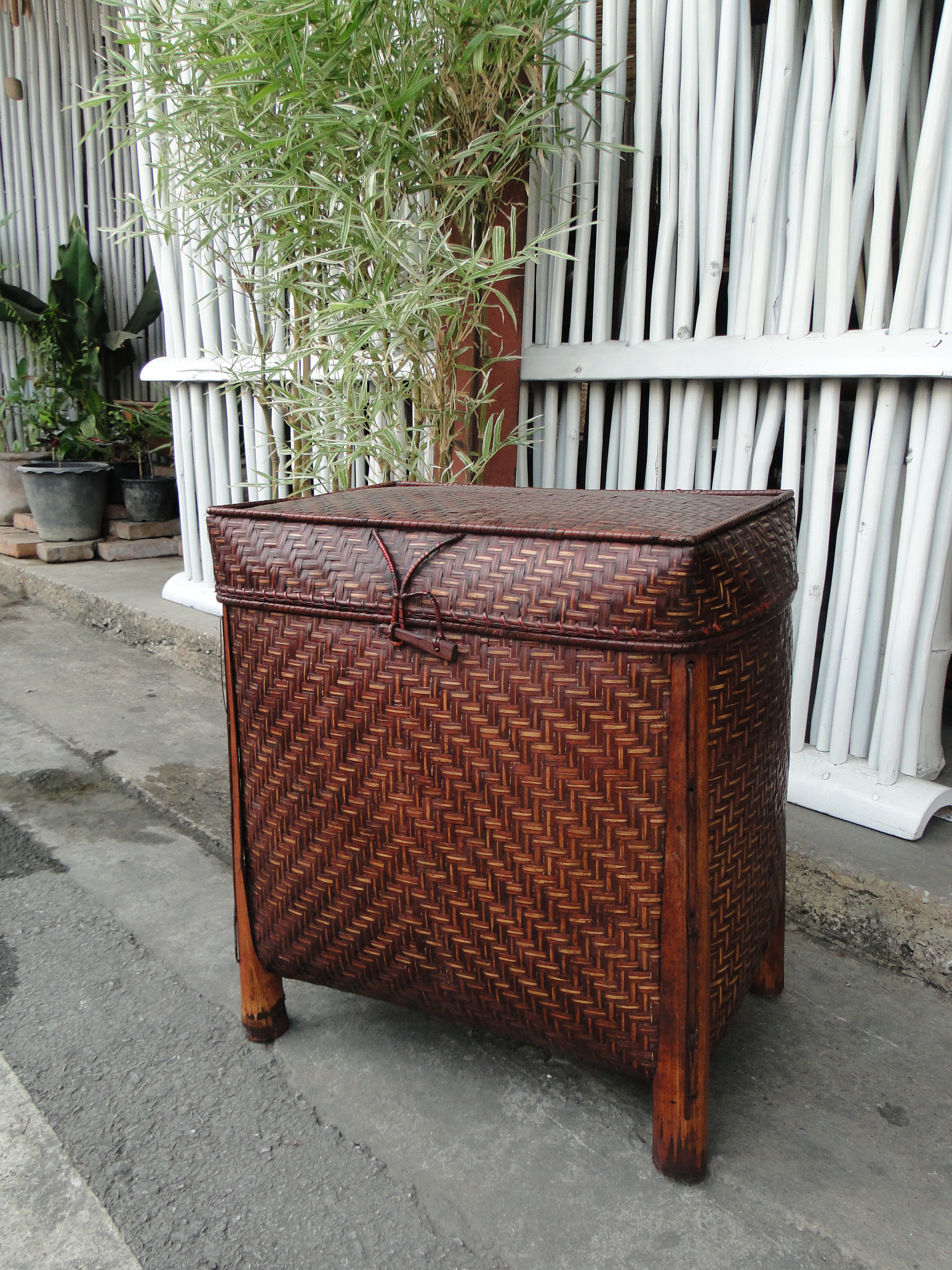 หีบจักสาน สามใบชุด