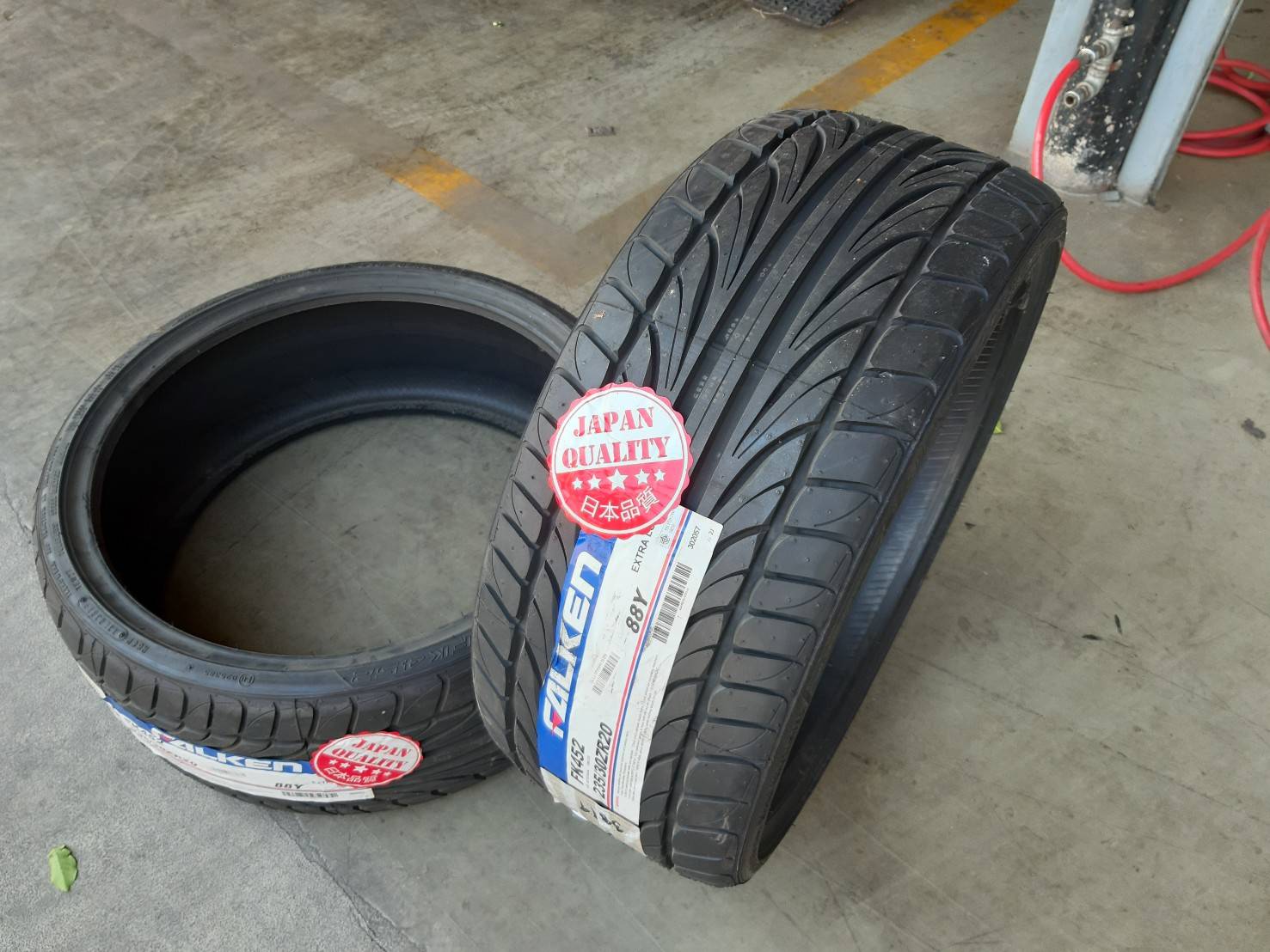 FALKEN FK452 235/30ZR20 ยางใหม่ปี19 โปรโมชั่นยางลดราคาพิเศษ