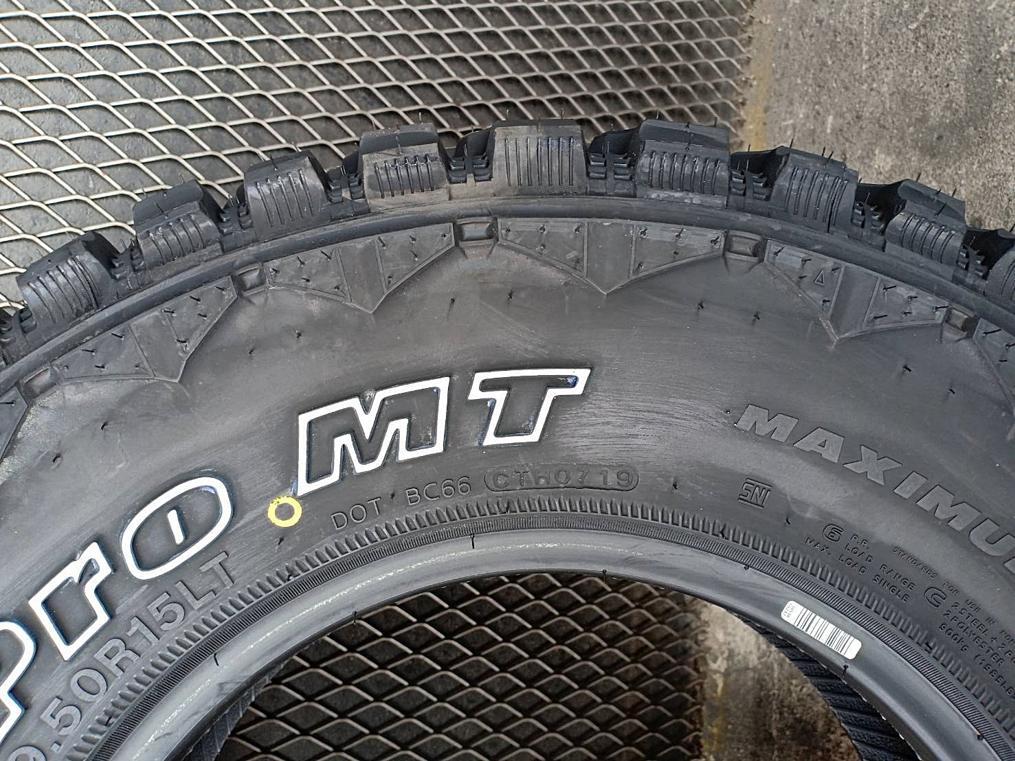 HANKOOK DYNAPRO MT RT03 30x9.5R15 ยางมัดเทอร์เรน ราคาพิเศษ