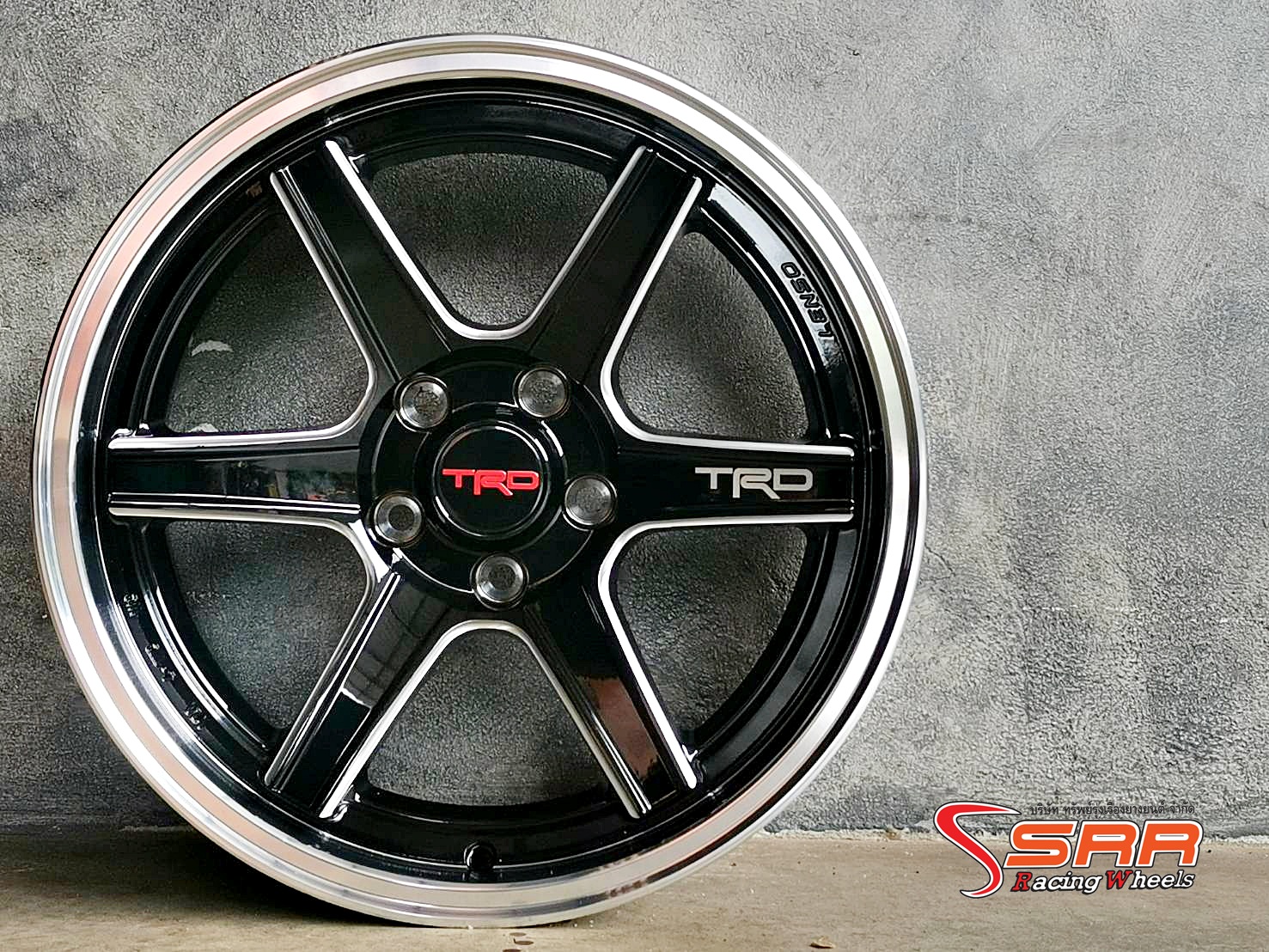 TRD TR4 ล้อแท้ ขอบ17 นิ้ว 5H114.3 ET10 BKWMA ราคาพิเศษ