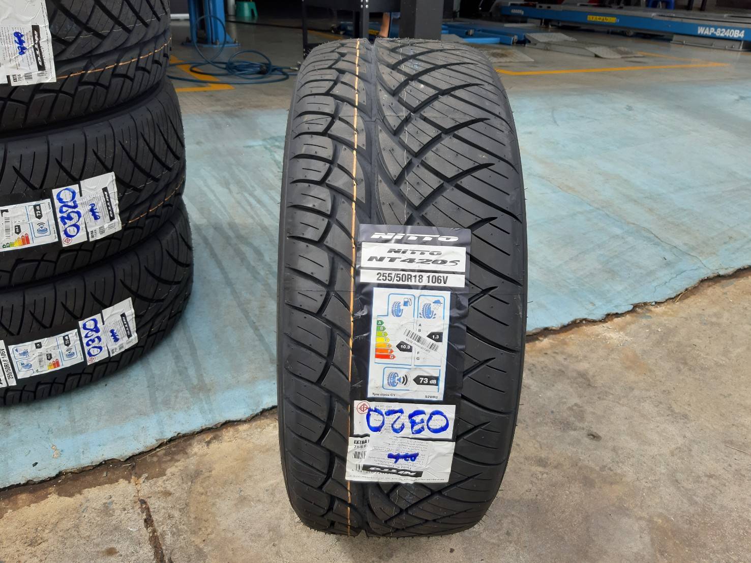 NITTO NT420S 255/50R18 ยางญี่ปุ่น ปี20 ราคาพิเศษ