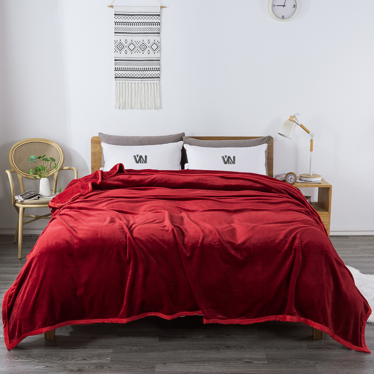 ผ้าห่มนาโน 8 ฟุตพรีเมี่ยมของแท้งานป้าย VN (12ผืนคละสี)