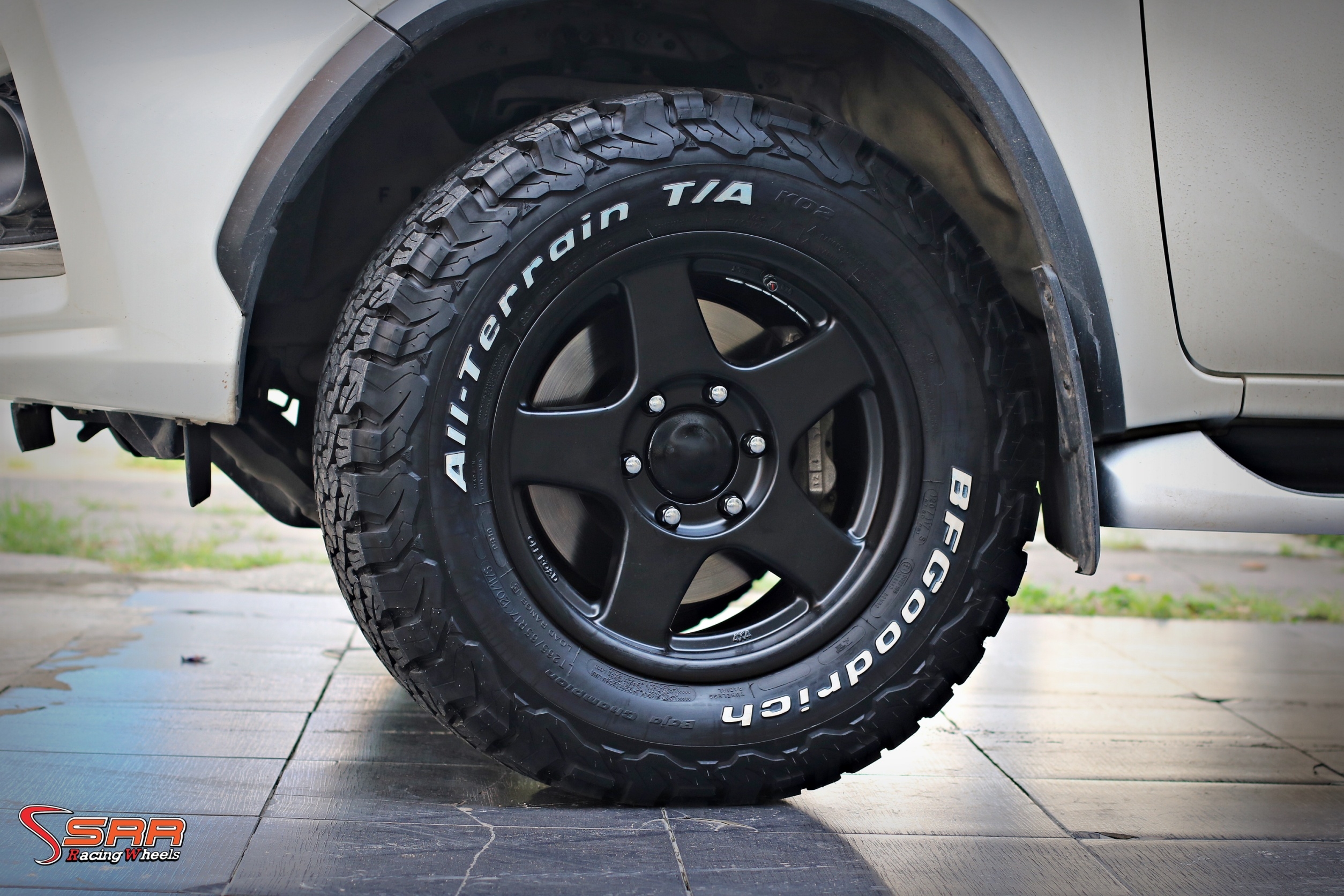 BRADLEY ล้อไทย ขอบ17 6x139.7 ET20 MATTE BLACK ราคาพิเศษ