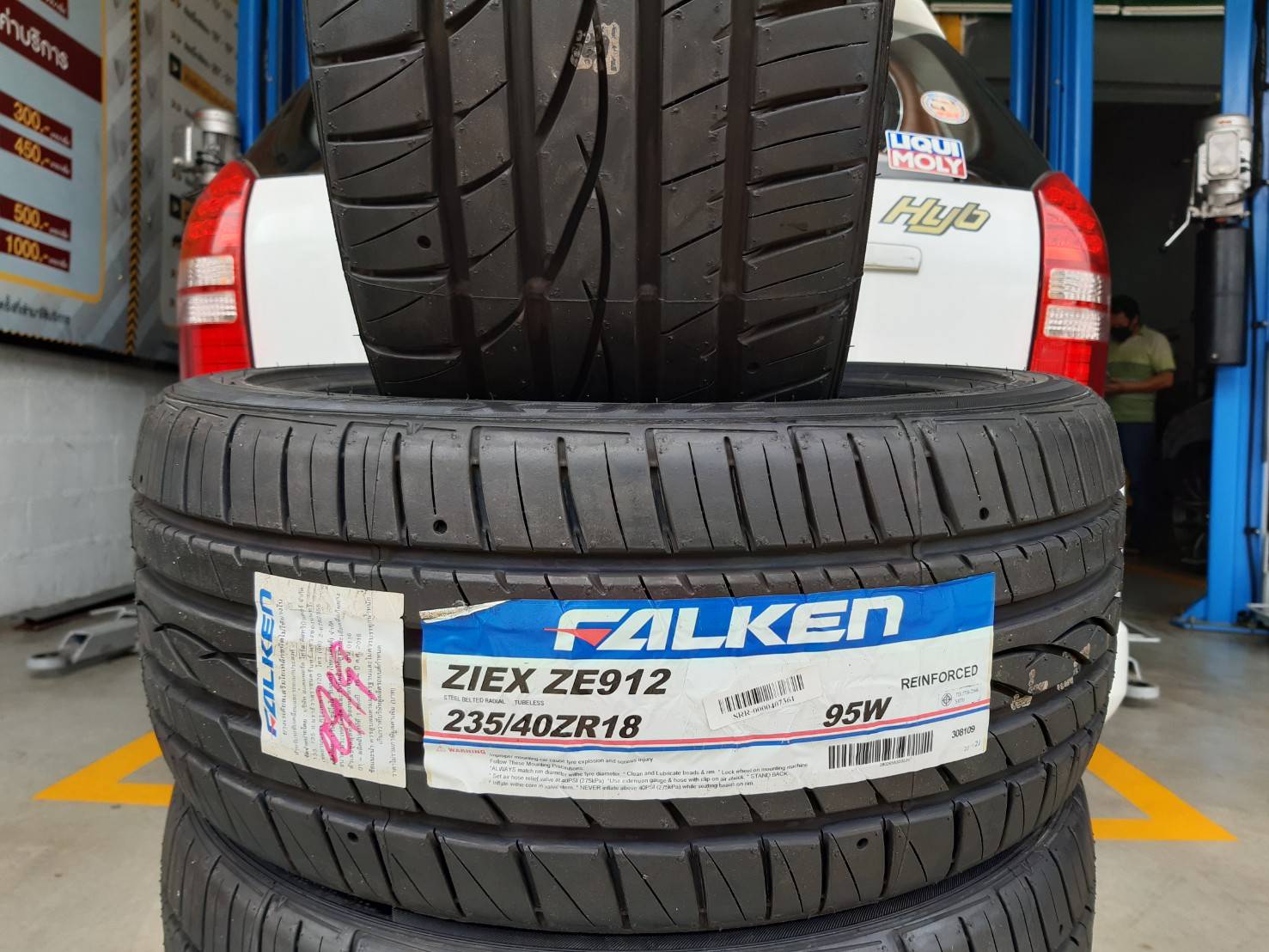 FALKEN ZE912 235/40ZR18 ยางปี19 ลดราคาพิเศษ