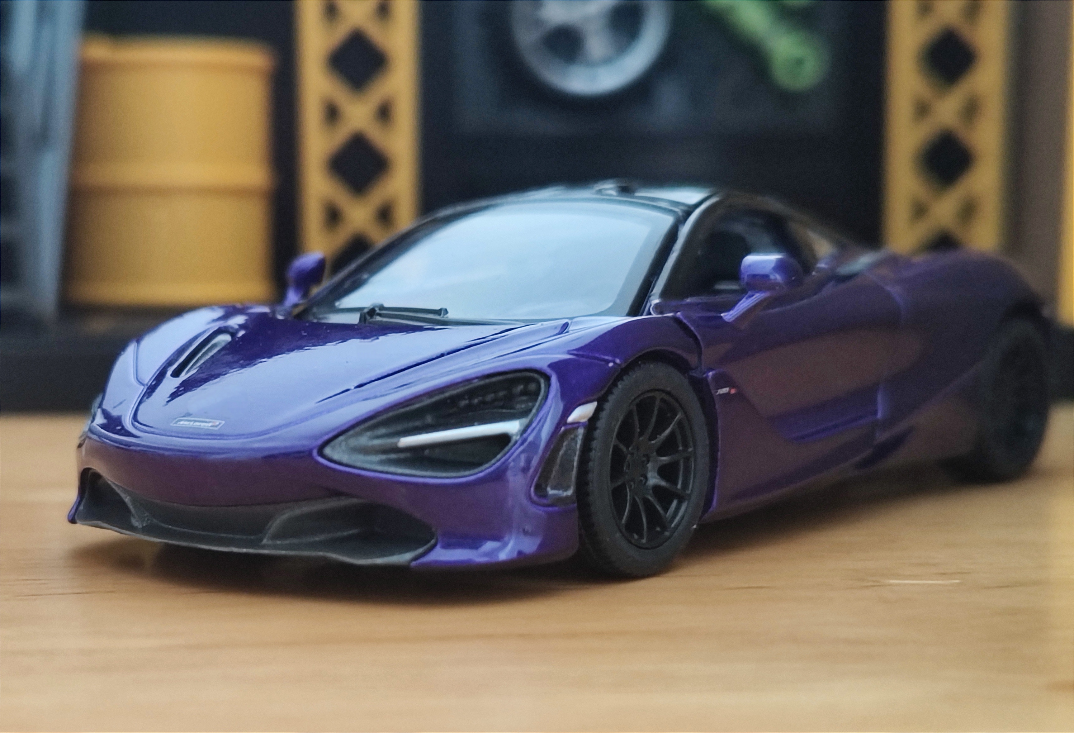 McLaren 720s Scale 1:36 โมเดลรถเหล็ก (ปลีก-ส่ง)