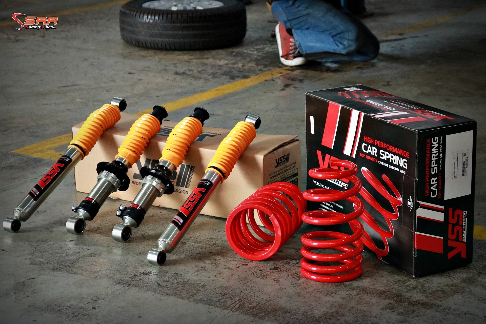 โช้คอัพ YSS E-SERIES สำหรับรถTOYOTA REVO ตัวเตี้ย ราคาพิเศษ