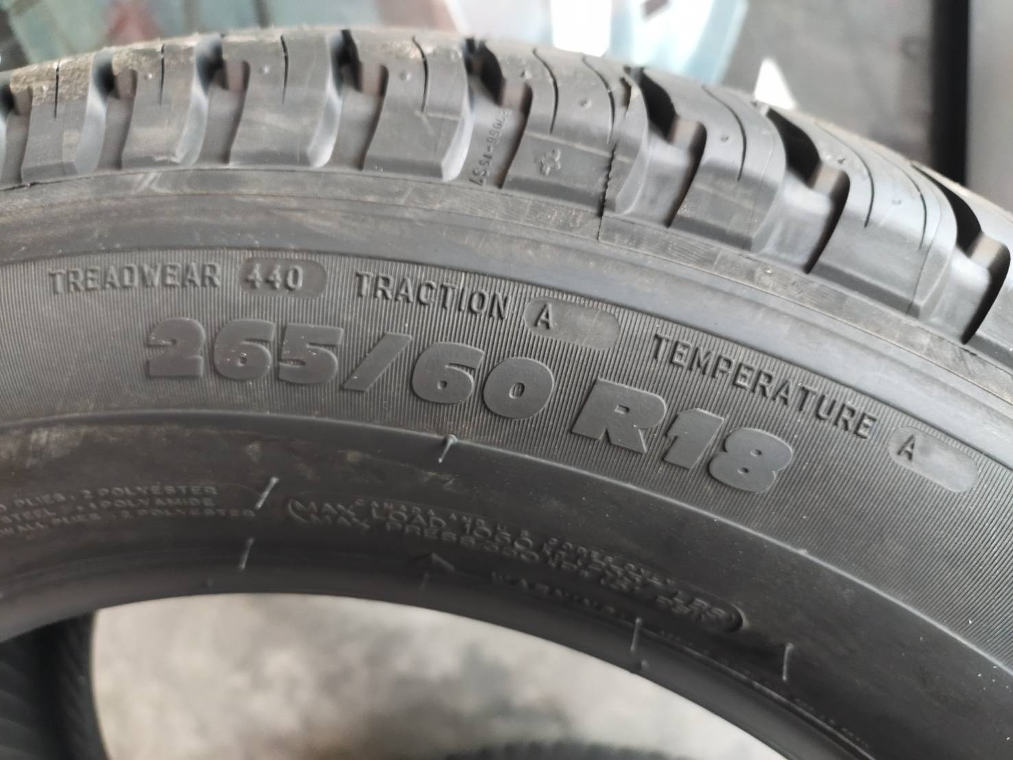 MICHELIN LATITUDE TOUR HP 265/60R18 ยางปี20 สำหรับกระบะ และSUV