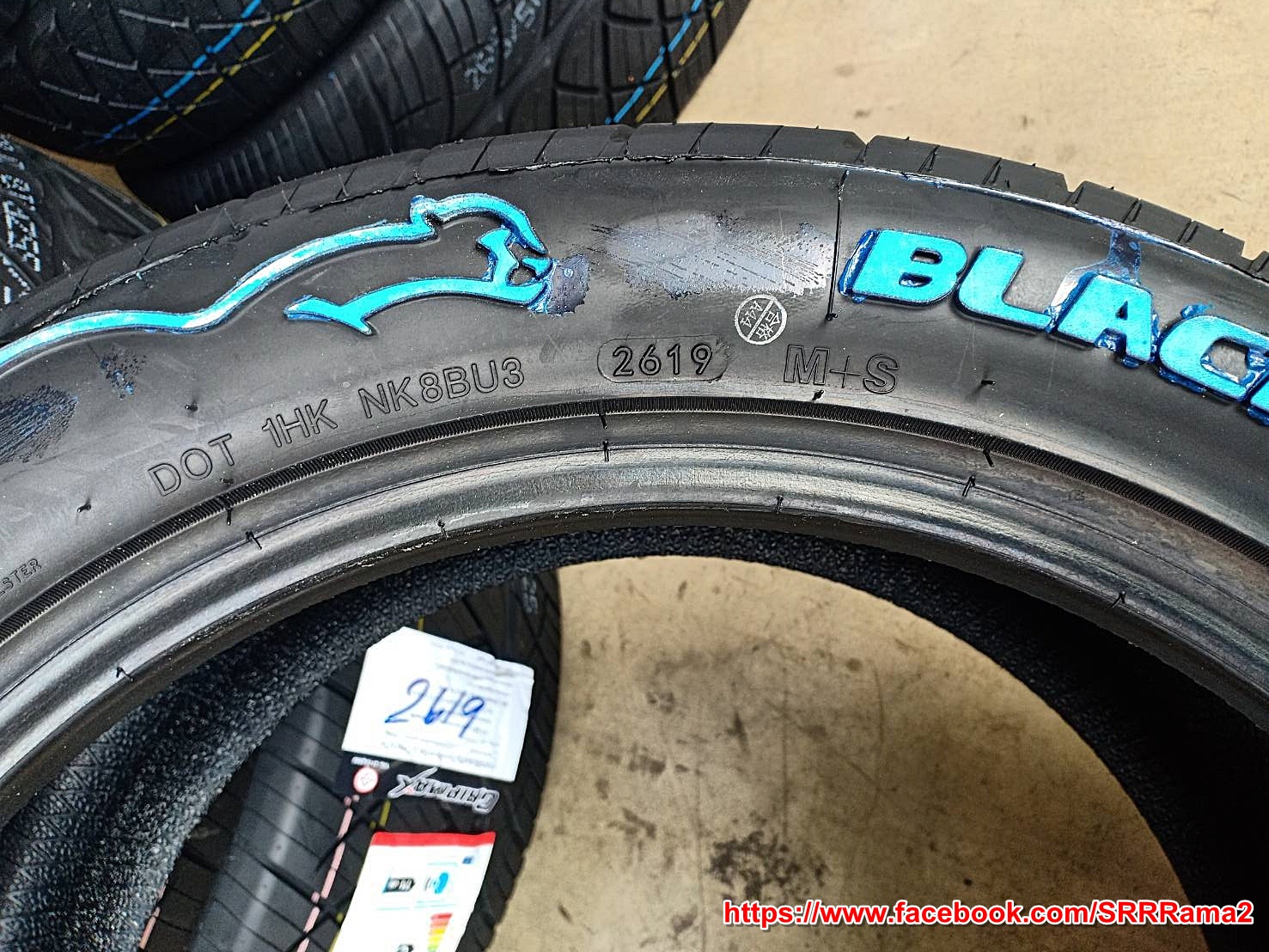 GRIPMAX BLACK PANTHER 245/45R18 ยางใหม่ขอบขาว