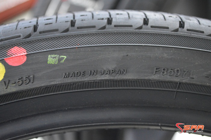 YOKOHAMA dB decibel V551 265/30R19