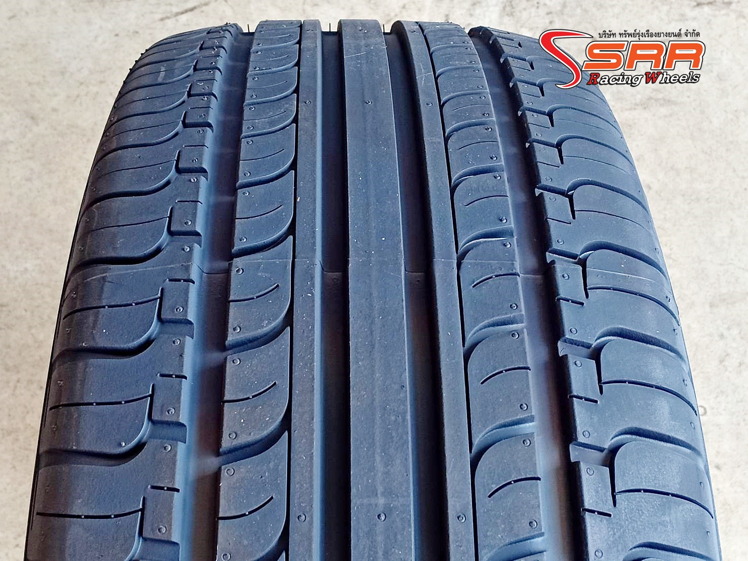 HANKOOK OPTIMO K415 235/50R19 ยางใหม่ปี19 ลดราคาพิเศษ