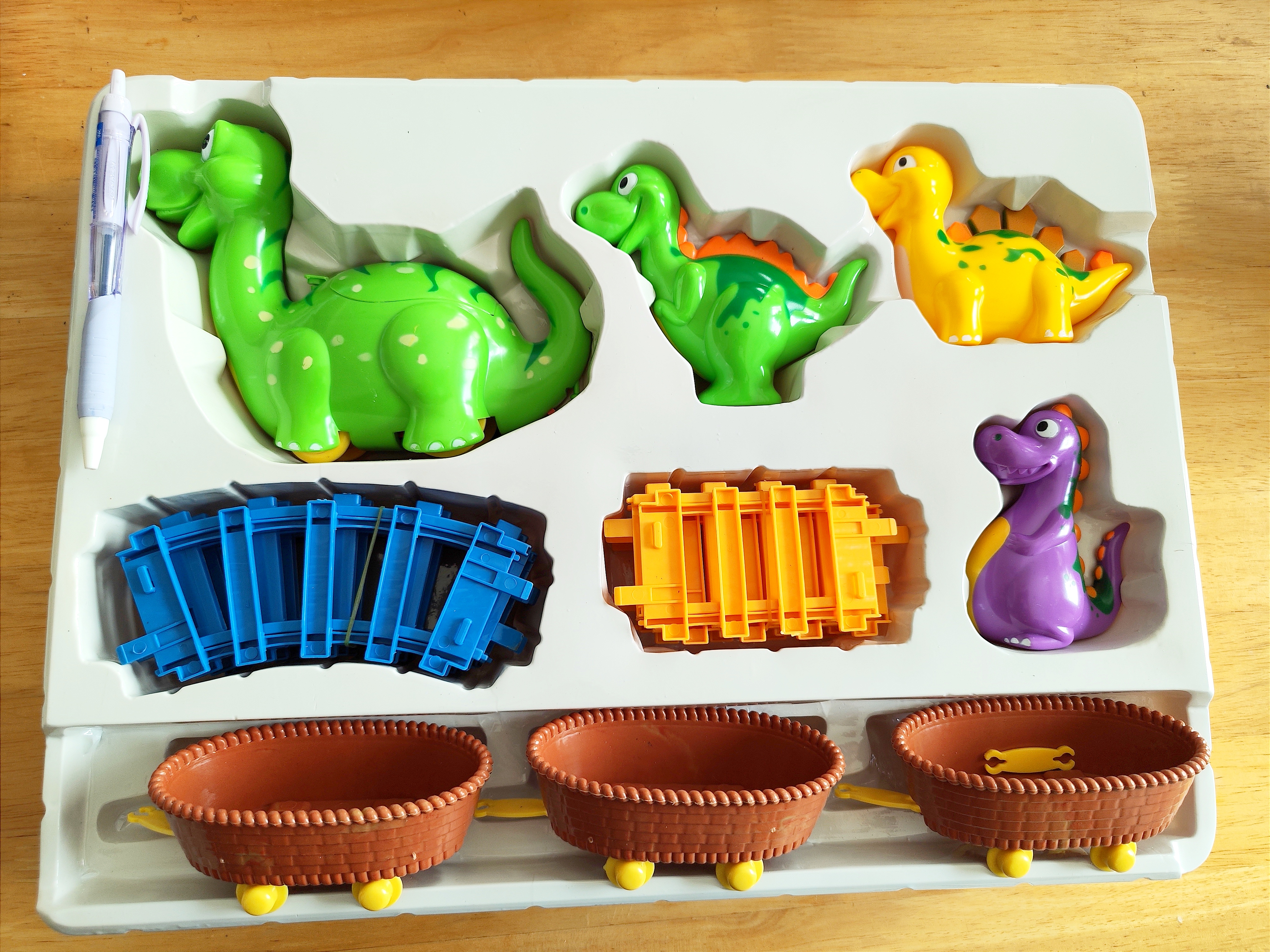 ไดโนเสาร์วิ่งราง