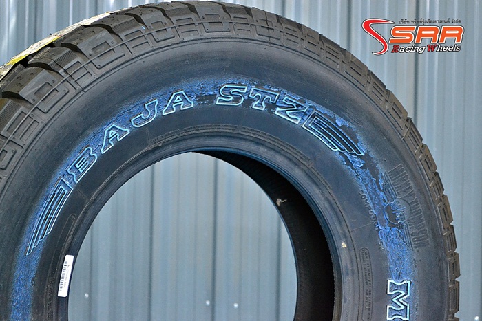 MICKEY THOMPSON STZ 265/75R16 เส้นละ 4,900 บาท
