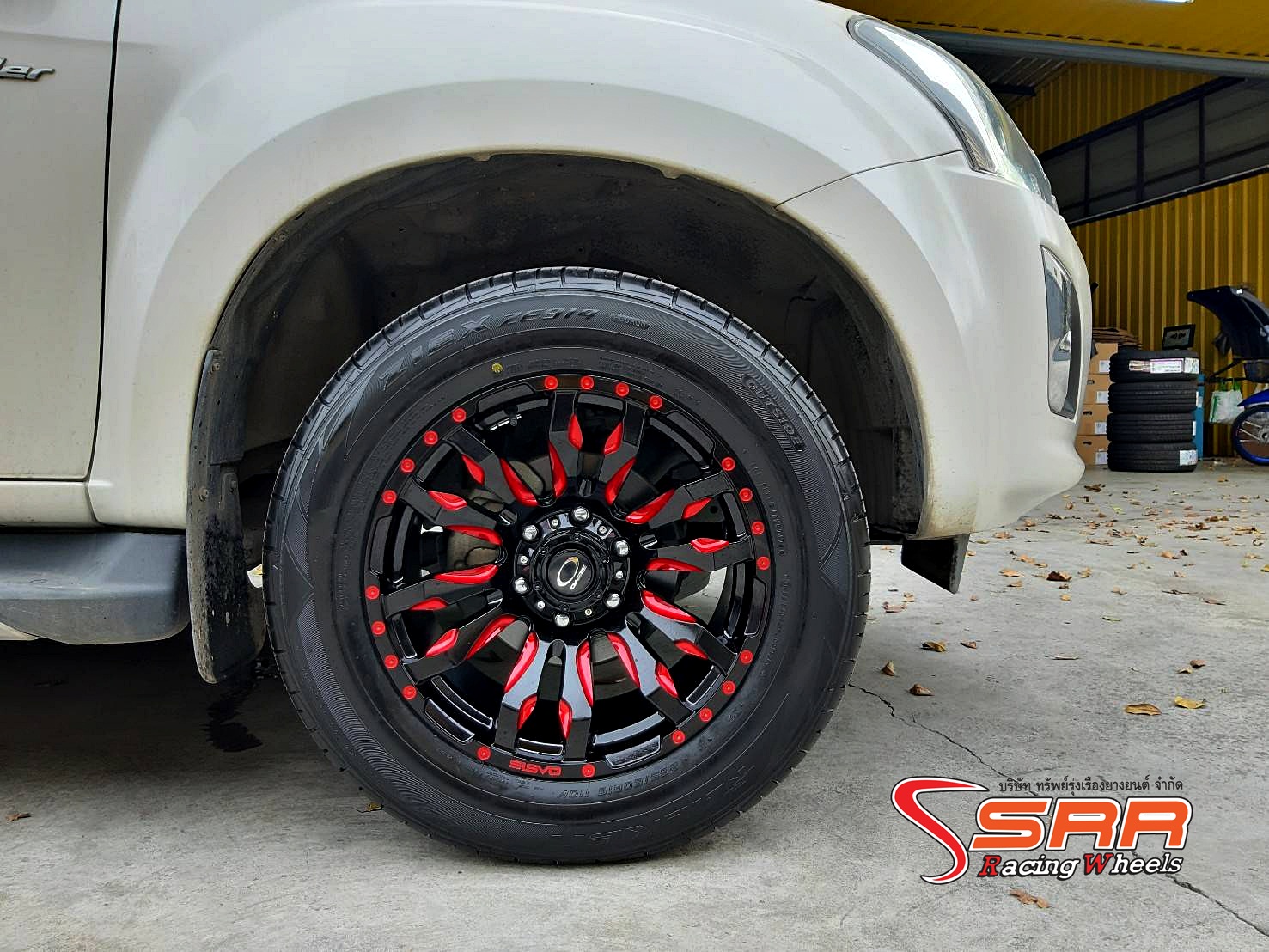 OASIS MARVEL 26S ขอบ18 6H139.7 ET15 สีดำคลิบแดง ราคาพิเศษ