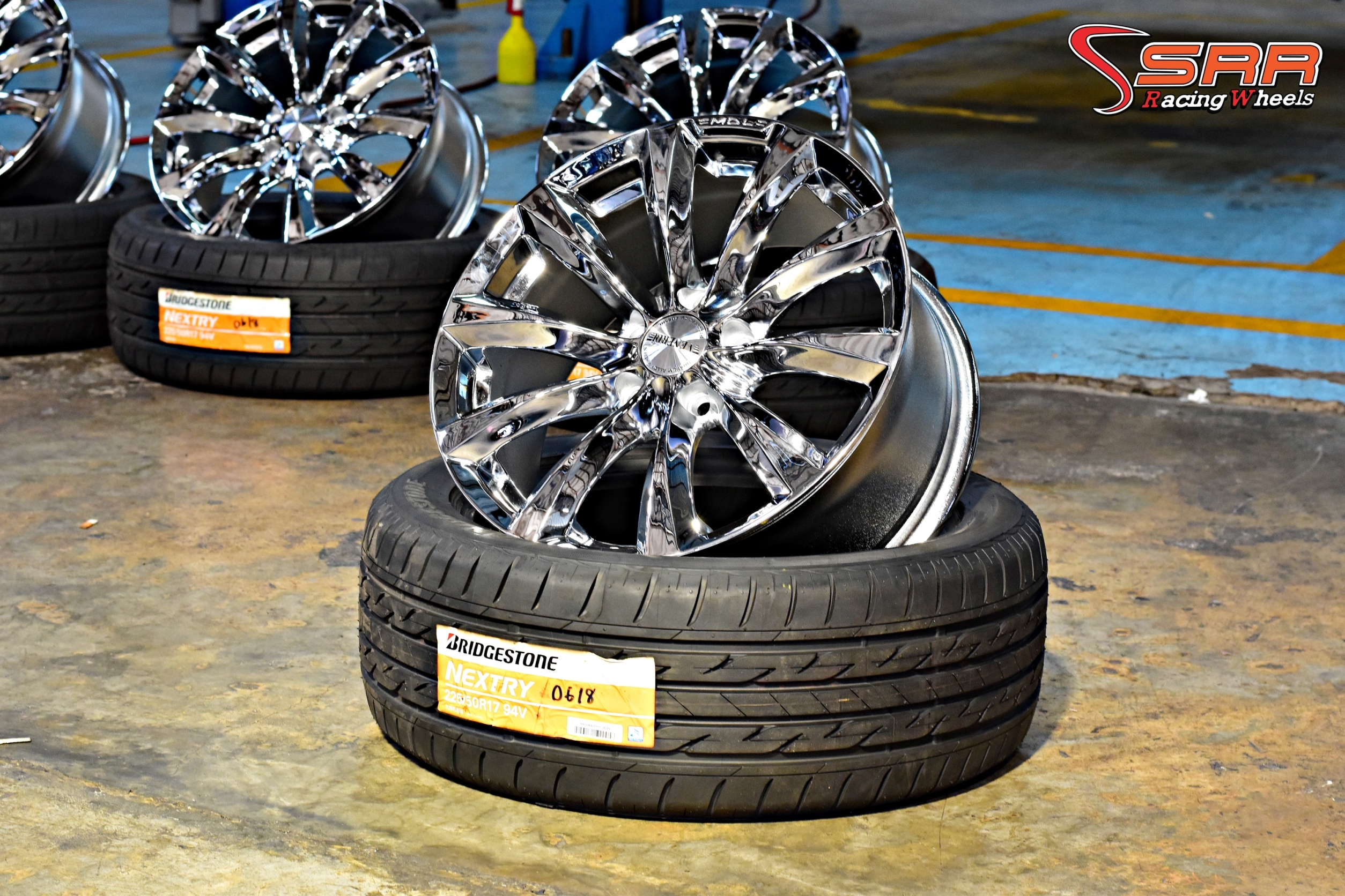 VENERDI F20K48 ขอบ17 ET42 5x114.3 CHROME