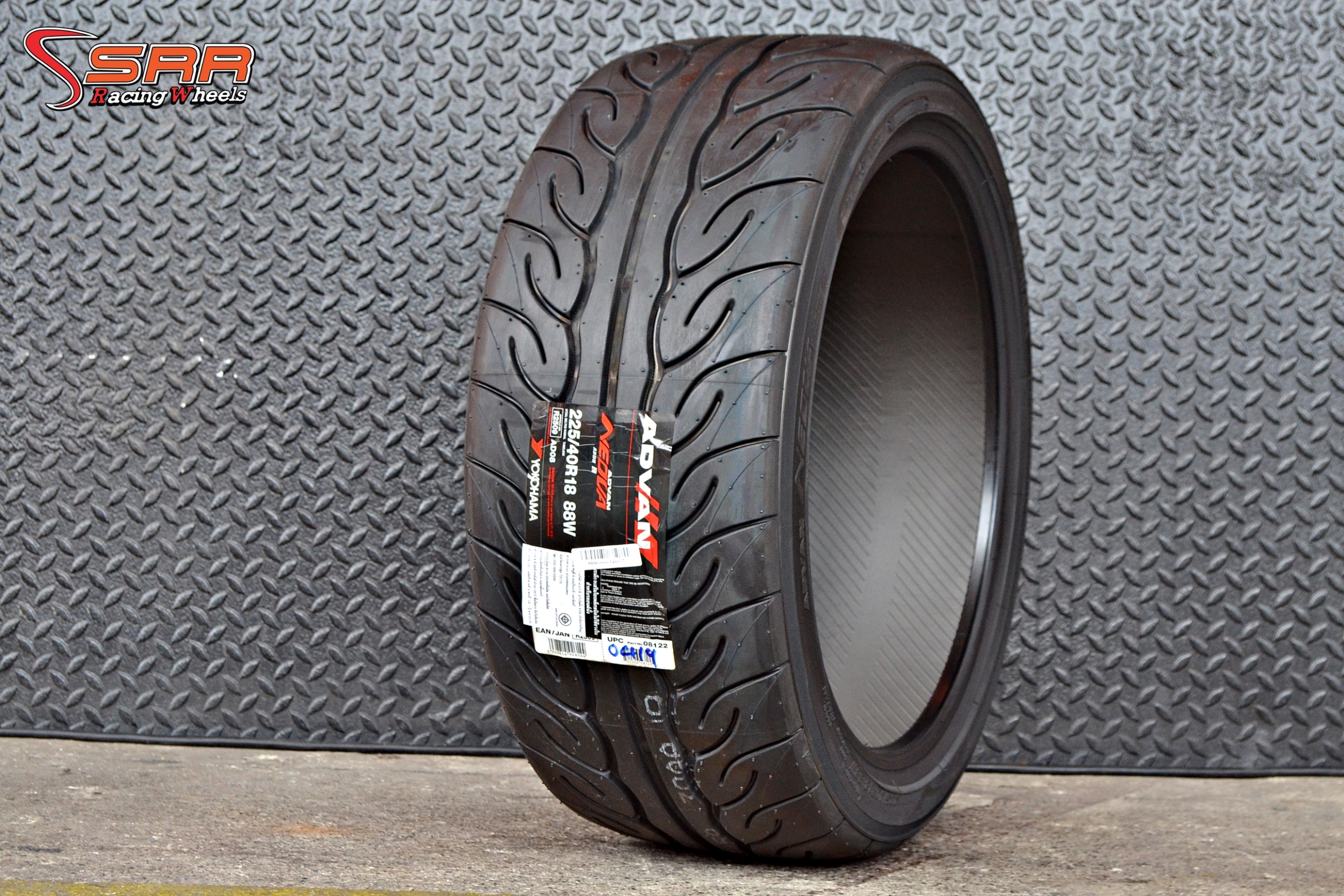 YOKOHAMA AD08 225/40R18 ยางซอฟญี่ปุ่น ปี19
