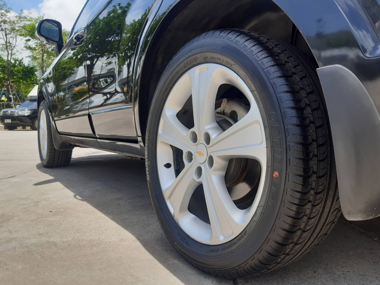 HANKOOK OPTIMO K415 235/50R19 ยางใหม่ปี19 ลดราคาพิเศษ