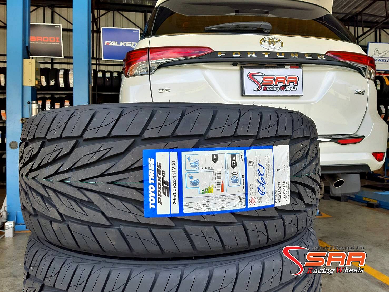 TOYO PROXES ST3 265/50R20 ยางใหม่ปี20 ลดราคาพิเศษ
