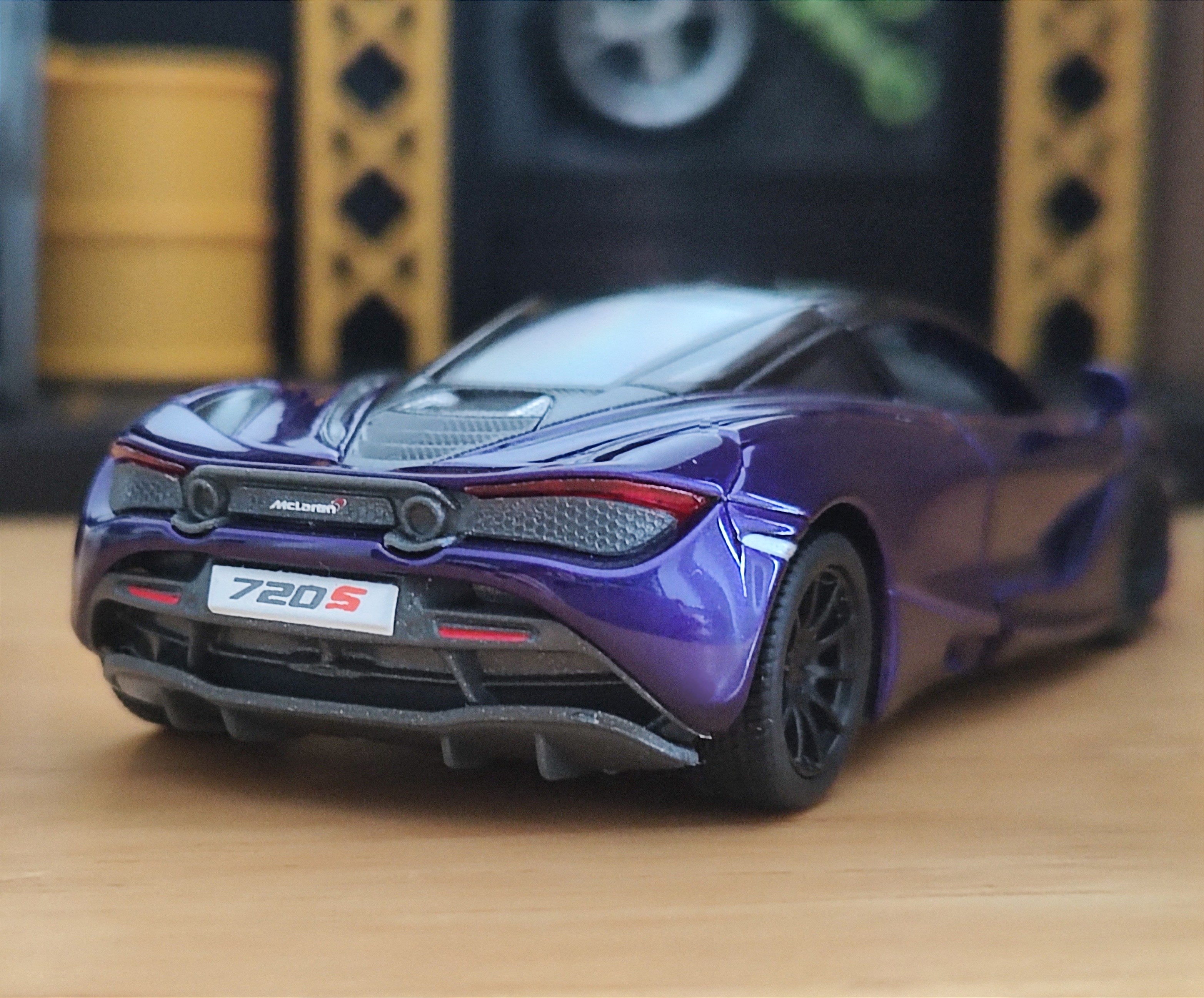 McLaren 720s Scale 1:36 โมเดลรถเหล็ก (ปลีก-ส่ง)